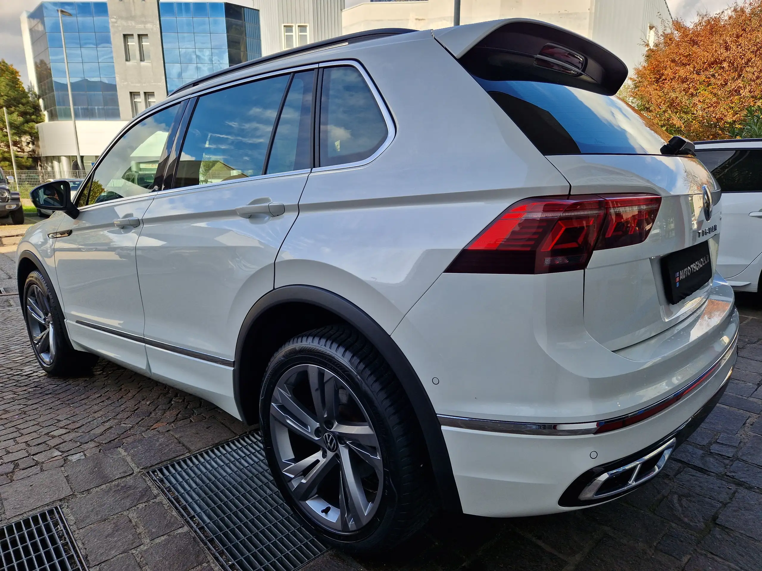 Volkswagen - Tiguan