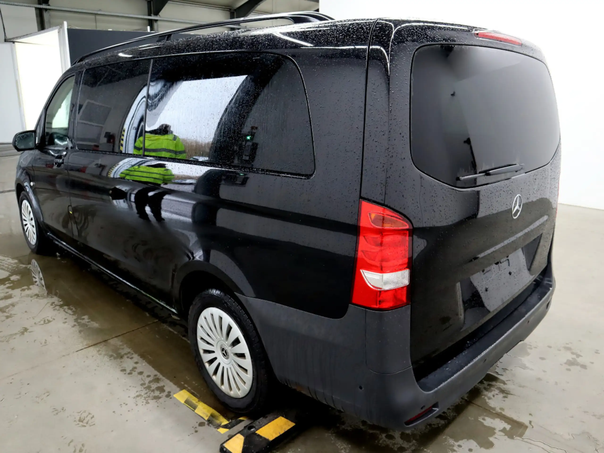 Mercedes-Benz - Vito