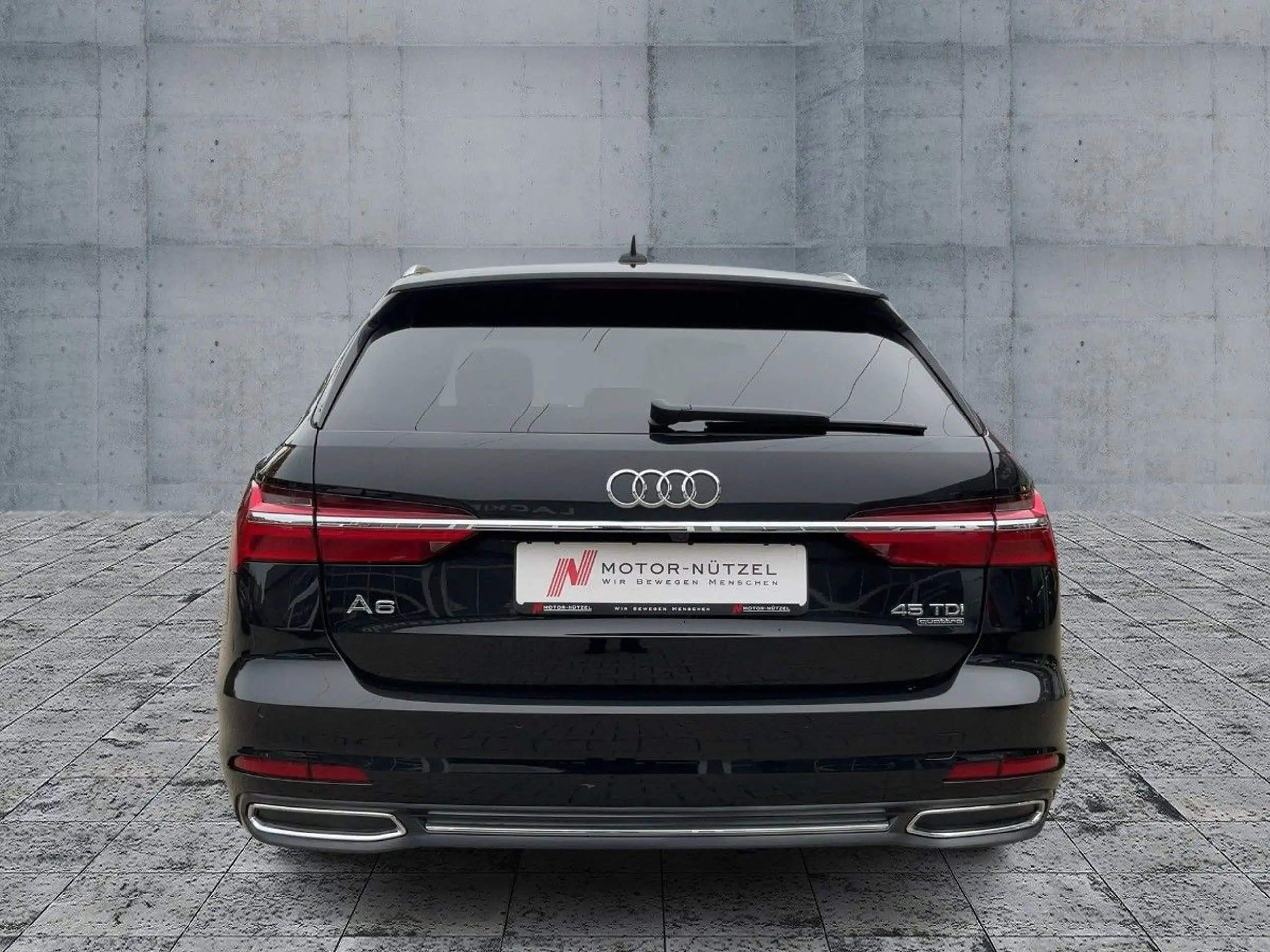 Audi - A6