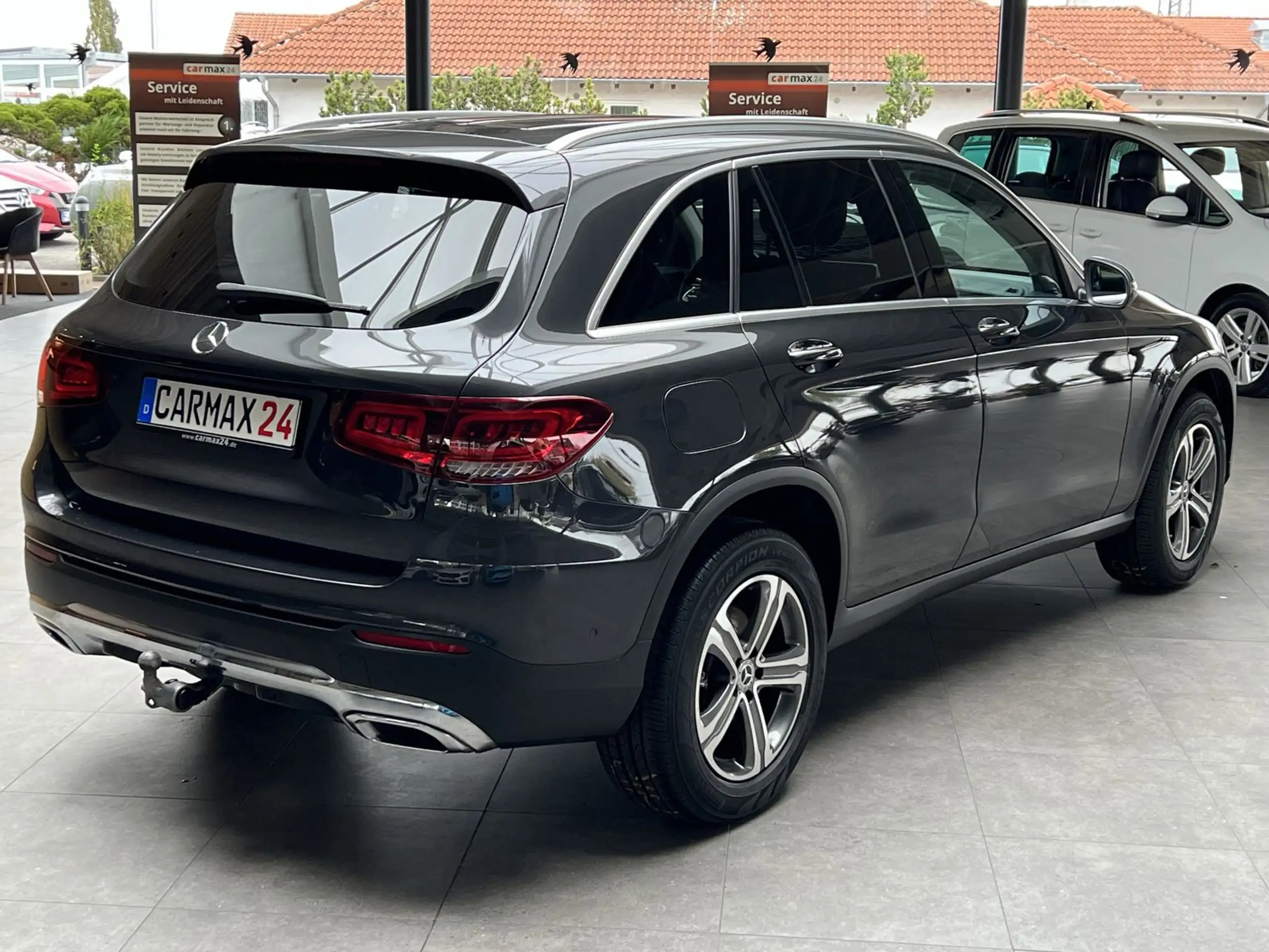 Mercedes-Benz - GLC 220