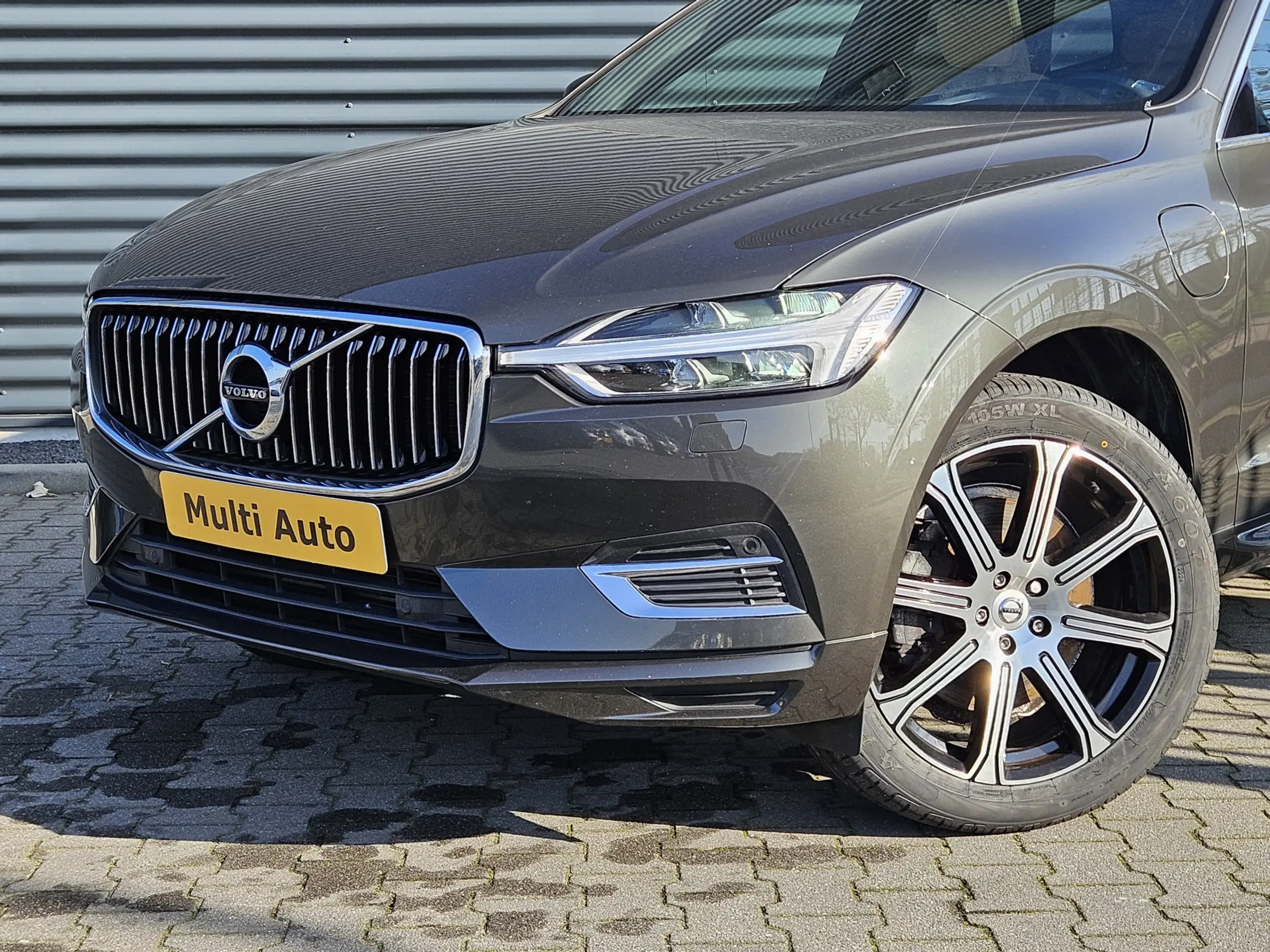 Volvo - XC60