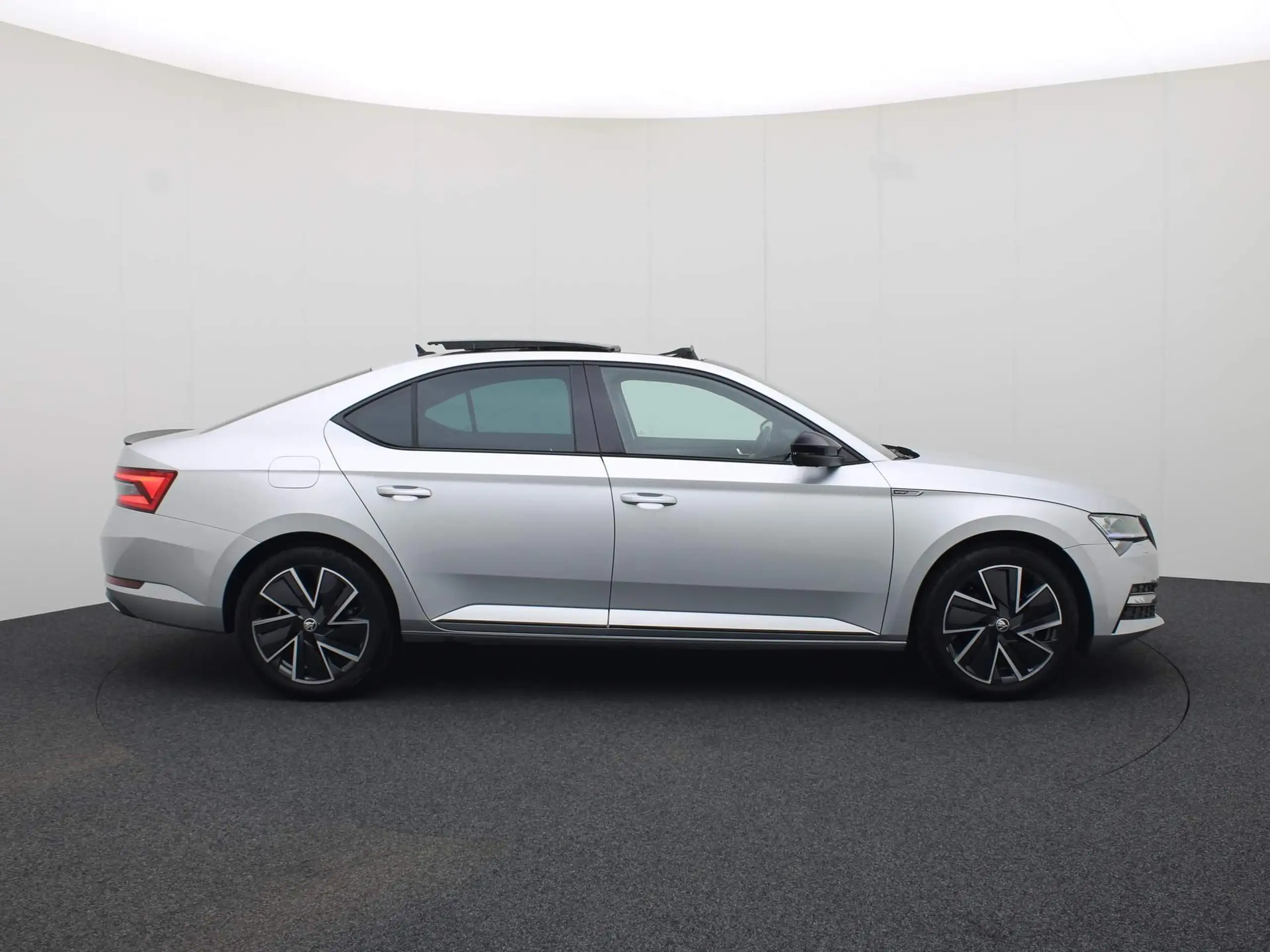 Skoda - Superb