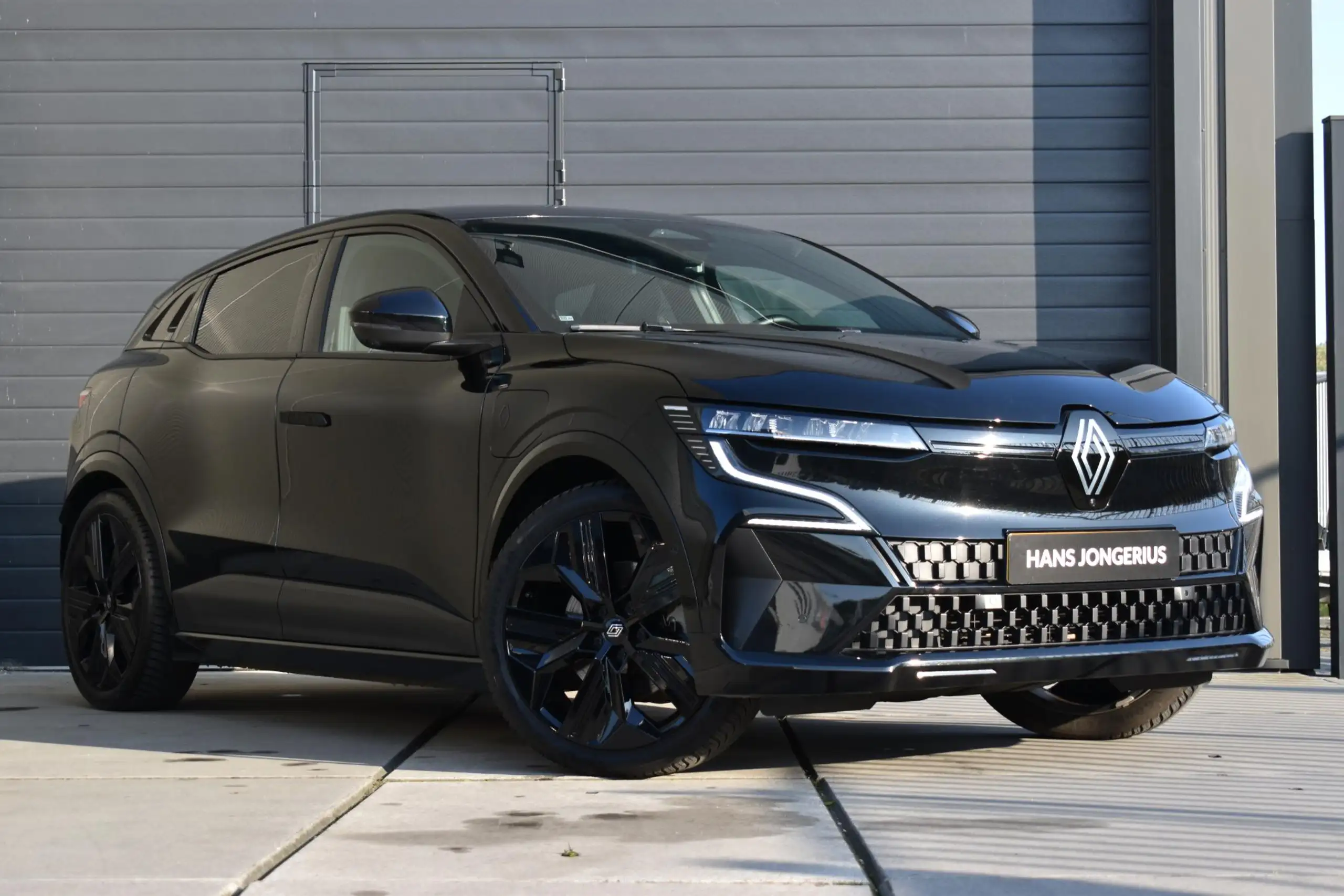 Renault - Megane E-Tech