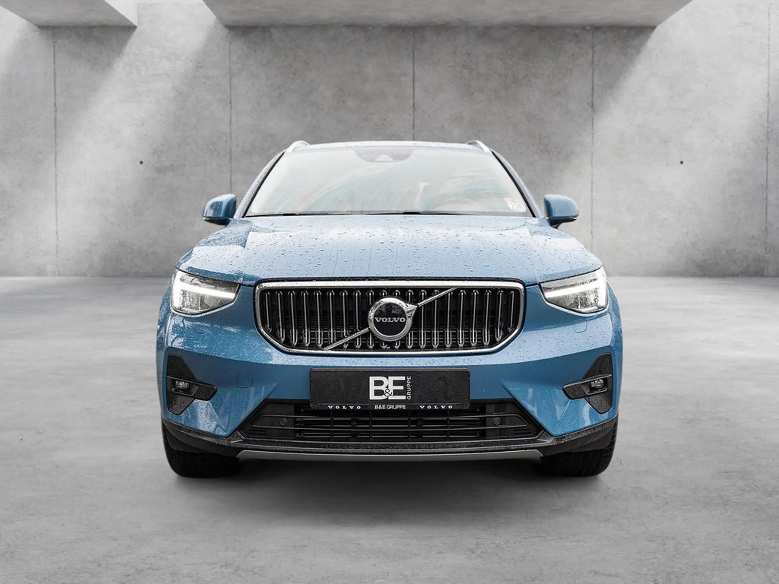 Volvo - XC40