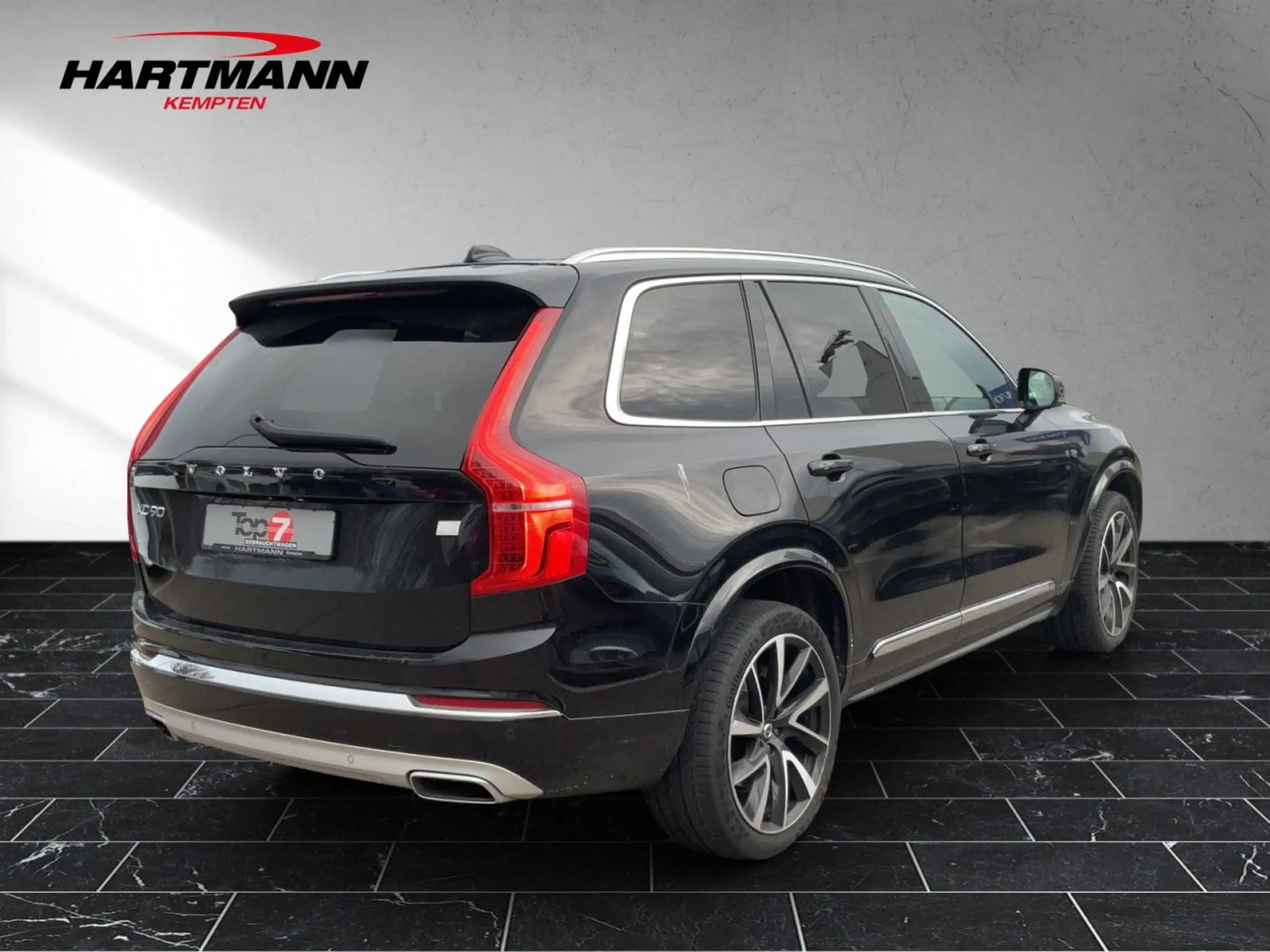 Volvo - XC90