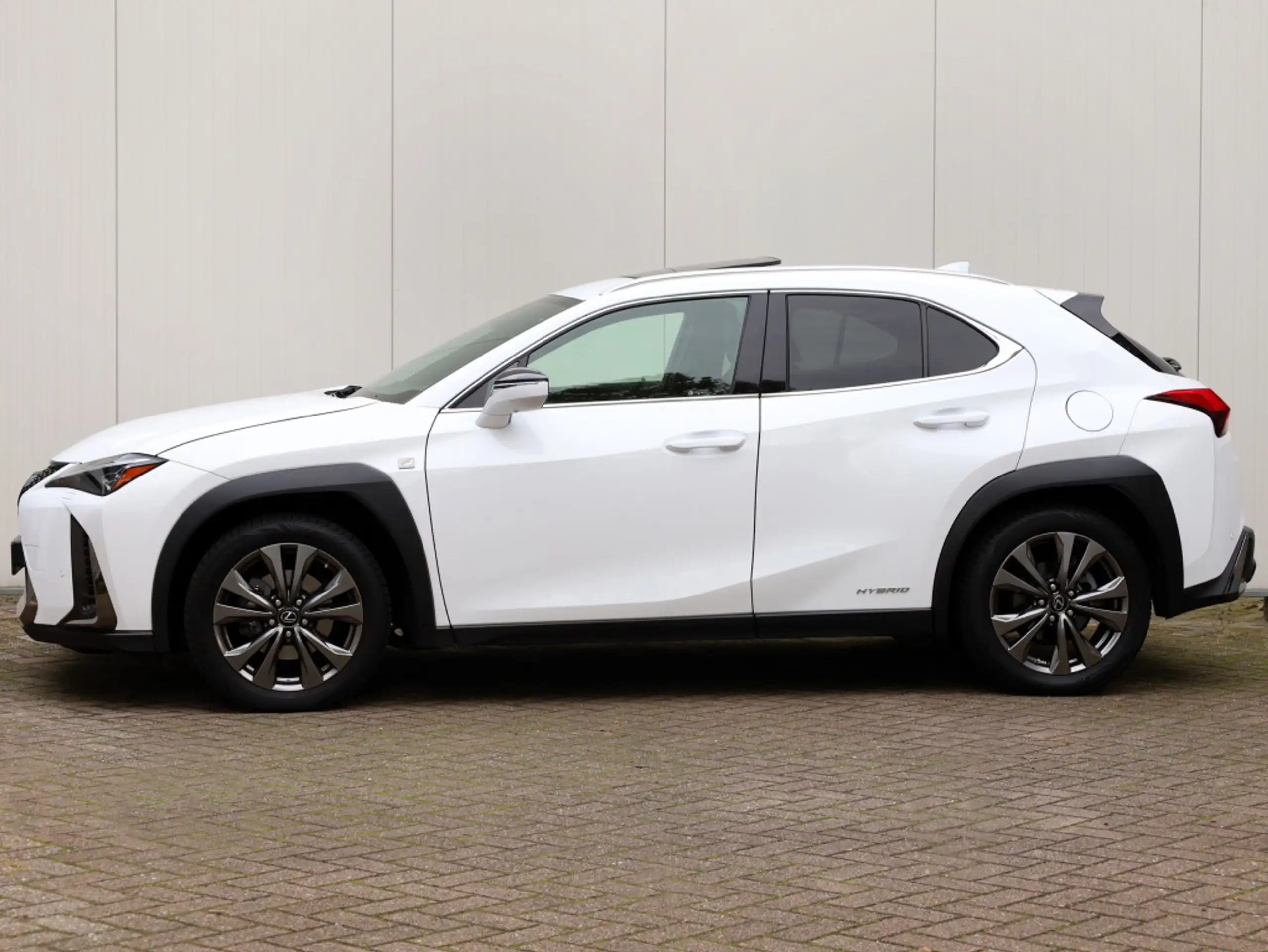 Lexus - UX 250h