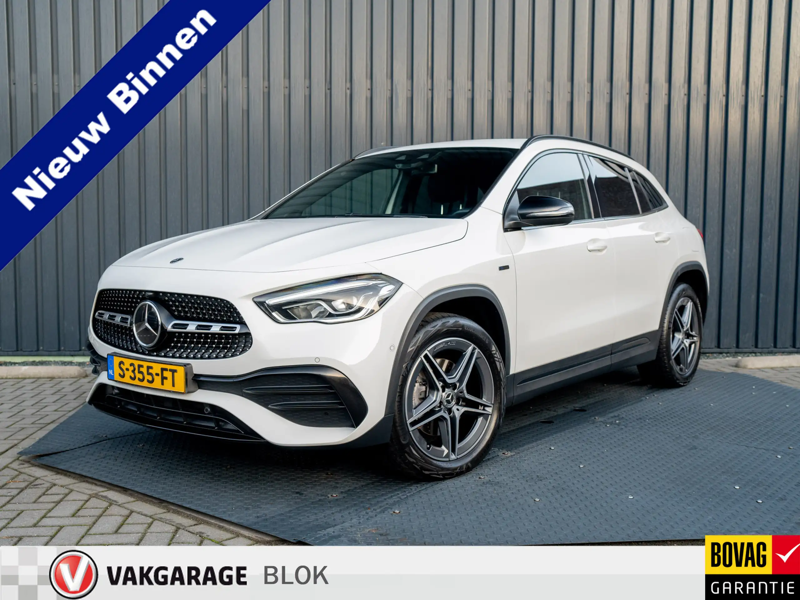 Mercedes-Benz - GLA 250