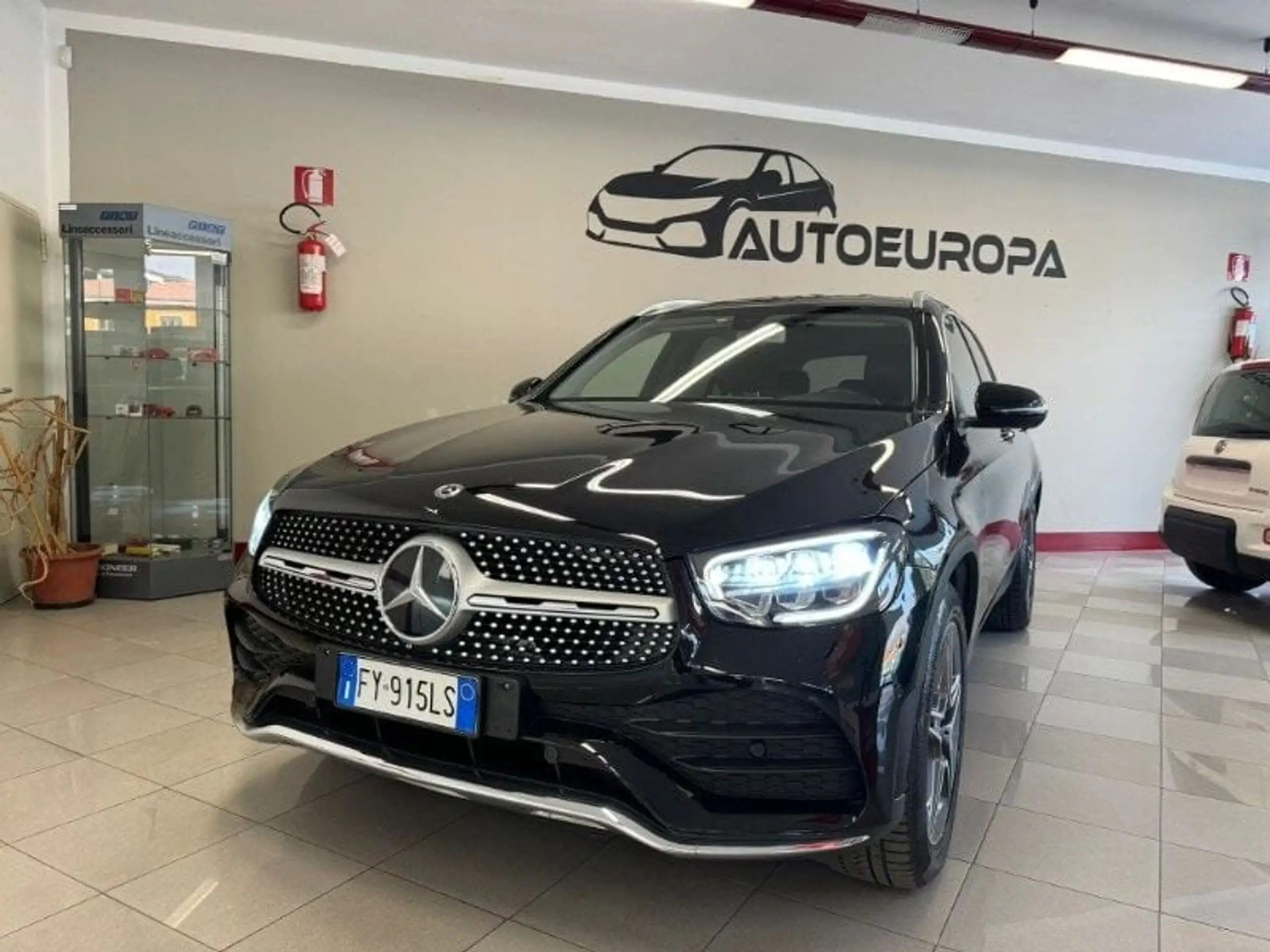 Mercedes-Benz - GLC 220