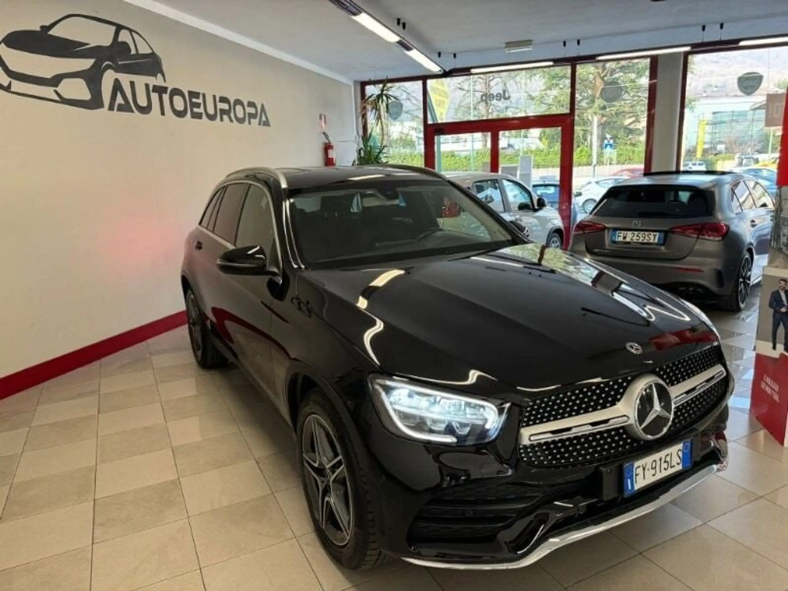 Mercedes-Benz - GLC 220