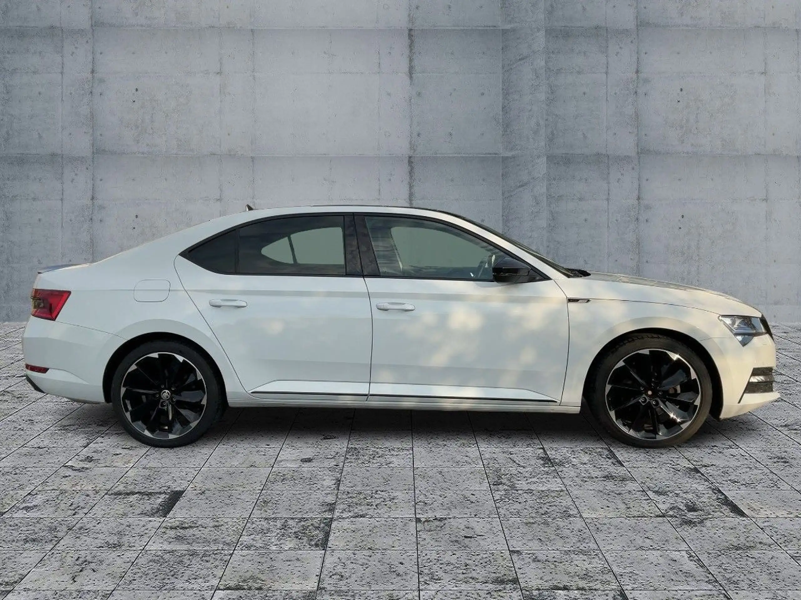 Skoda - Superb