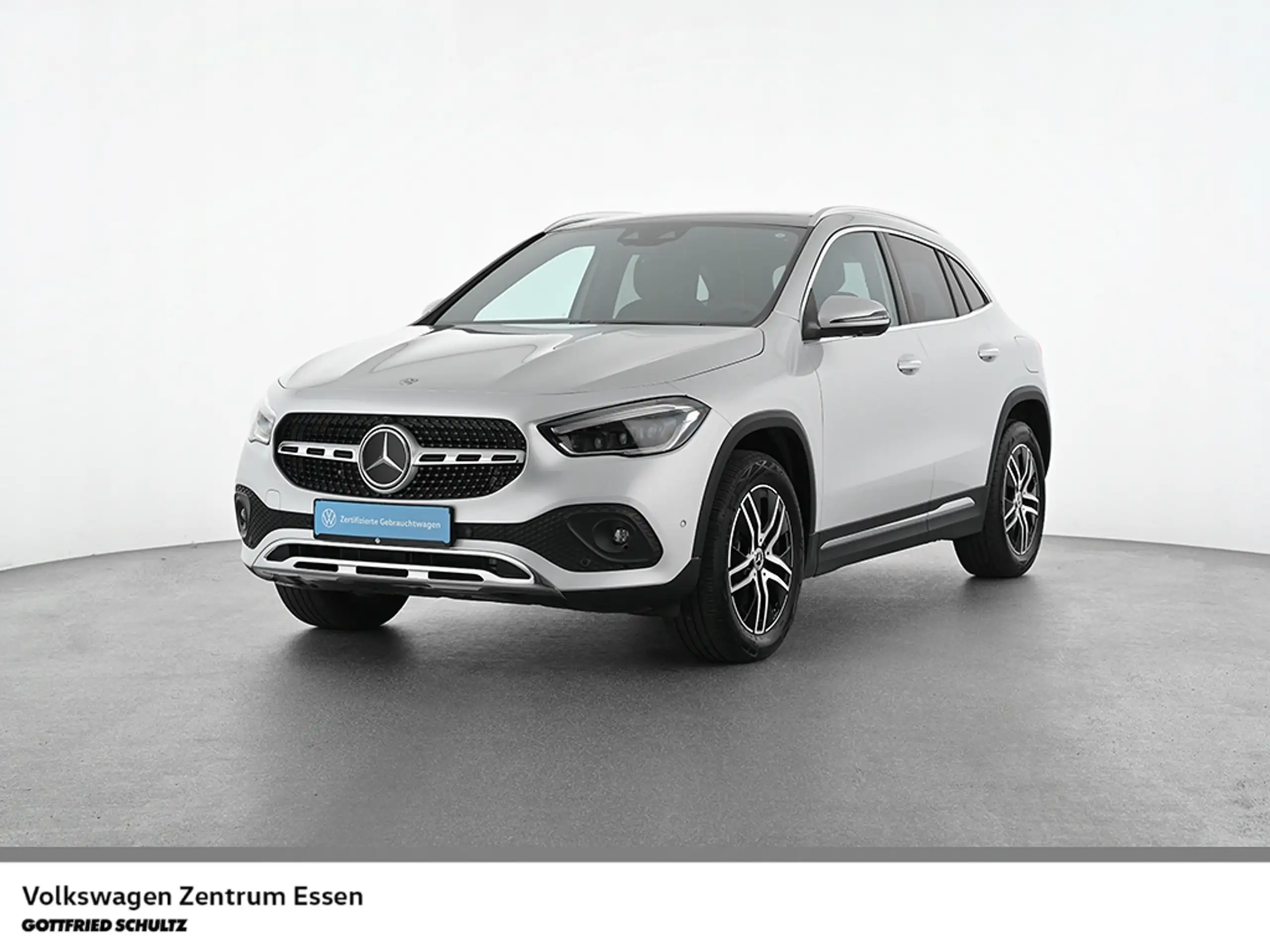 Mercedes-Benz - GLA 200