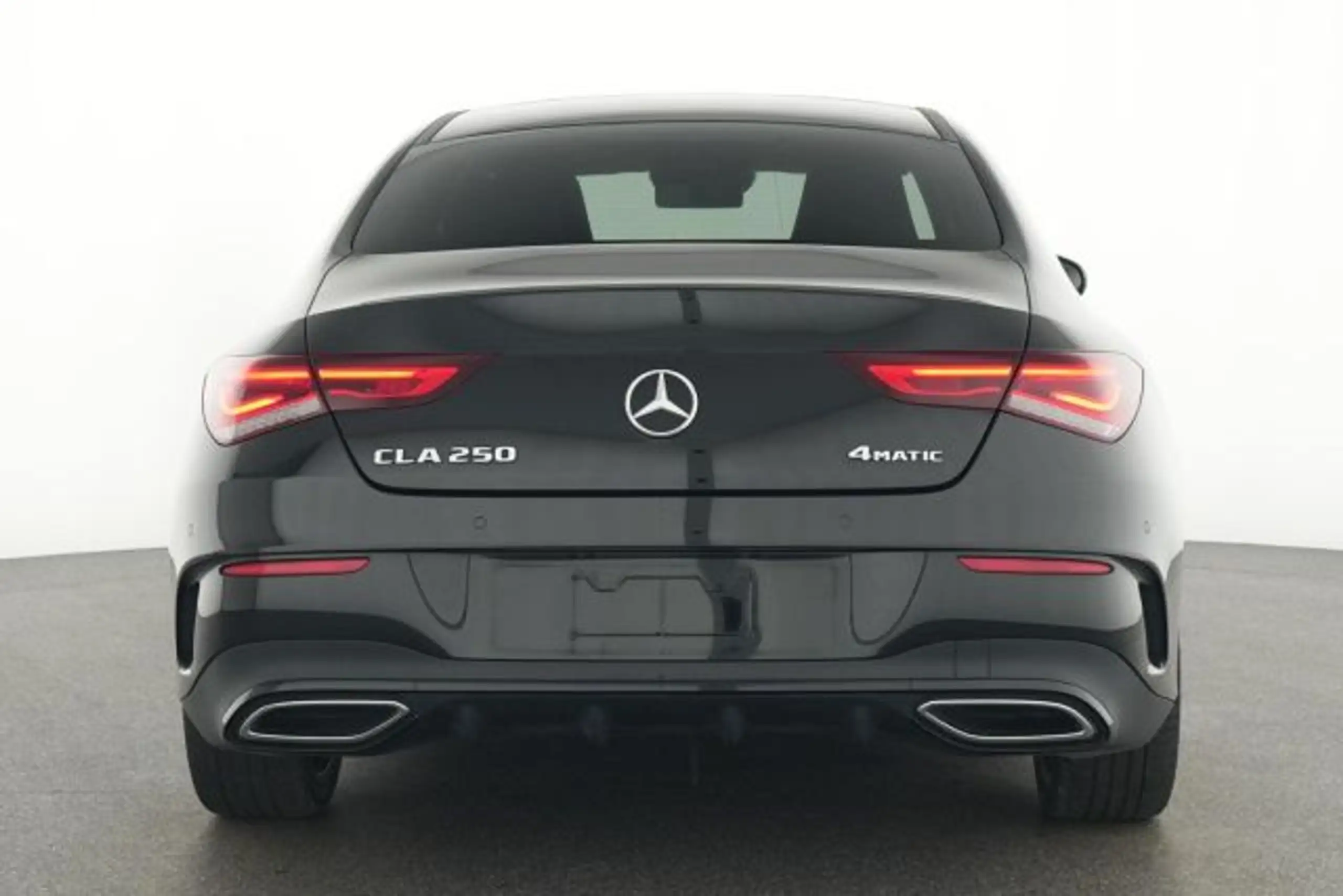 Mercedes-Benz - CLA 250