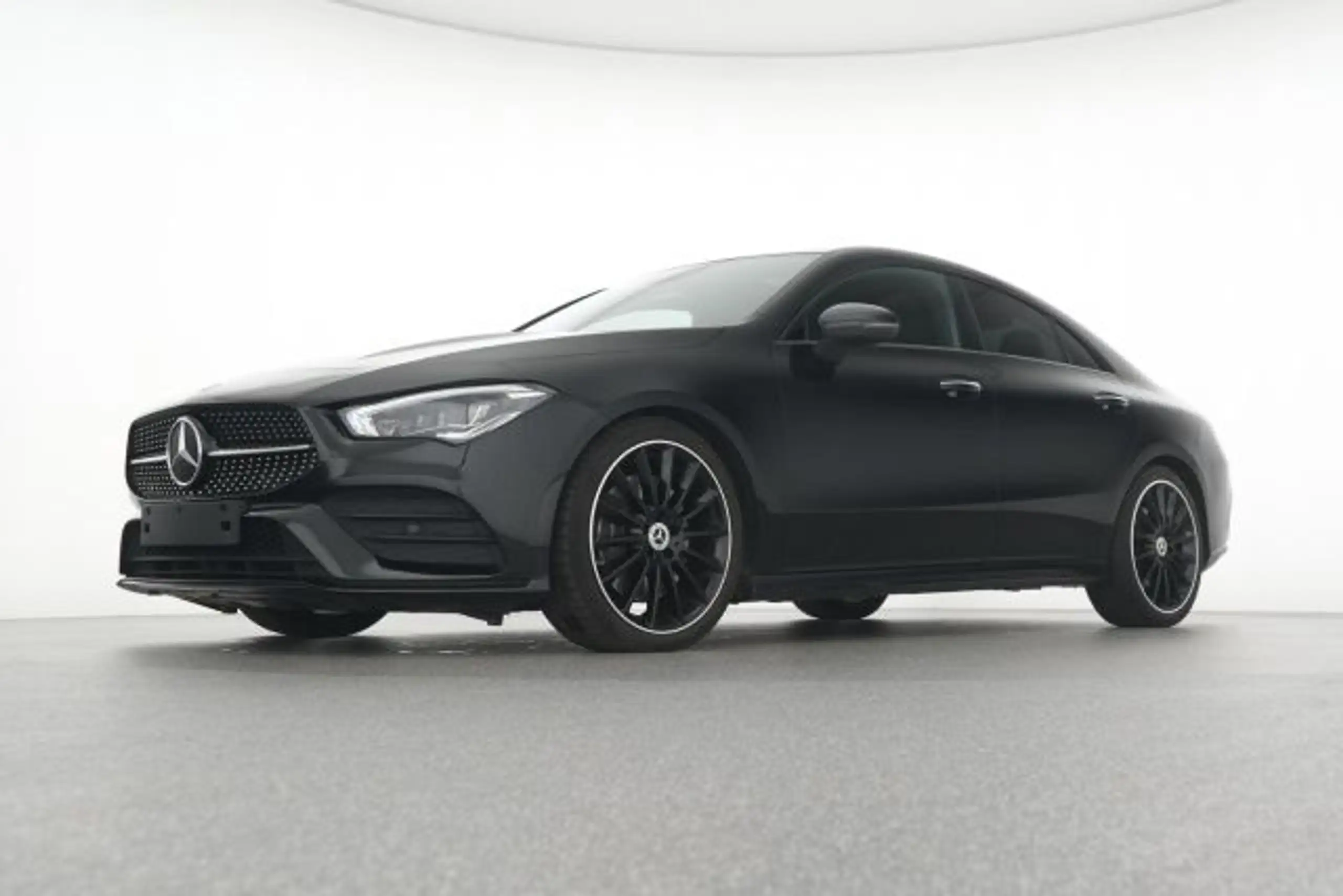 Mercedes-Benz - CLA 250