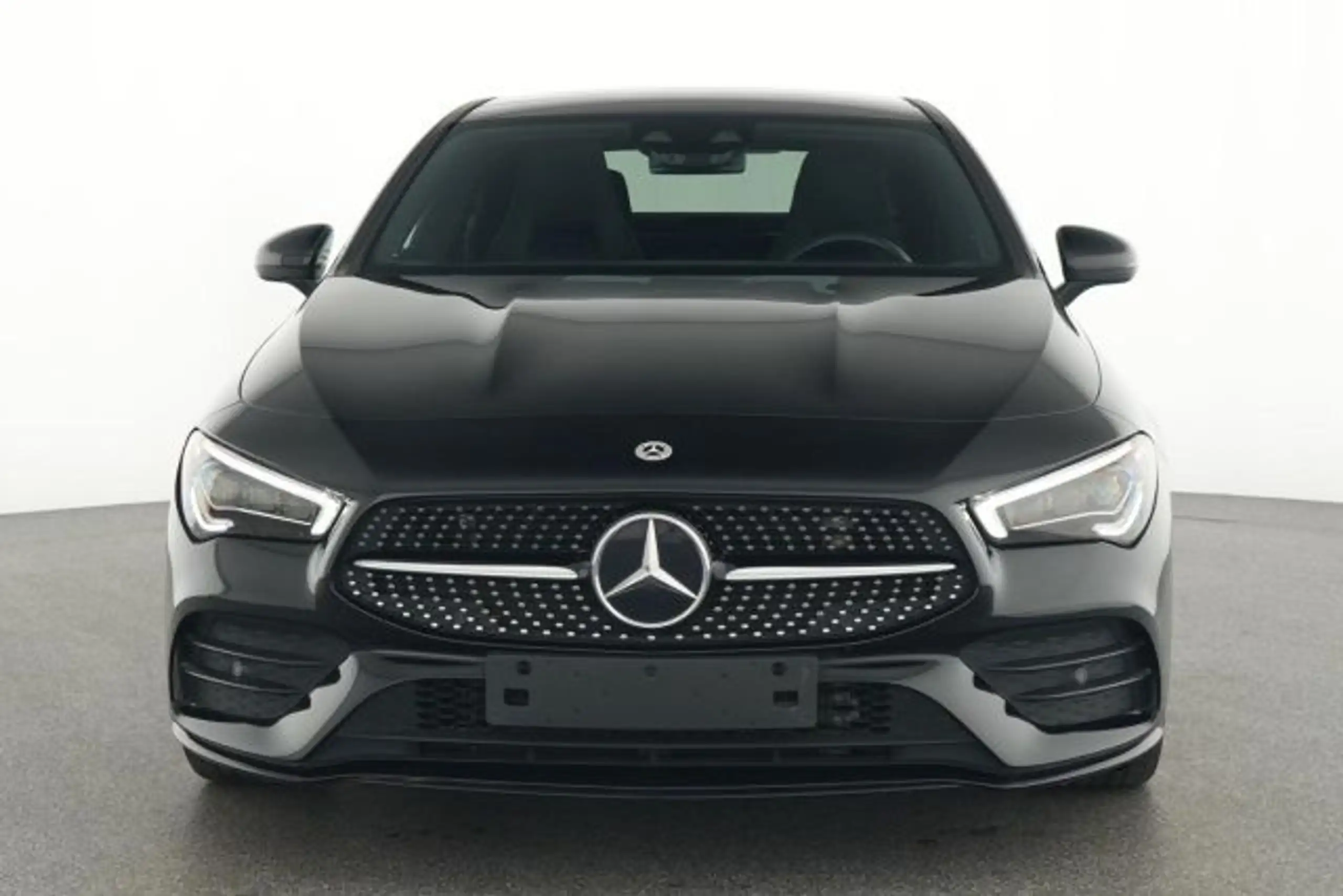 Mercedes-Benz - CLA 250