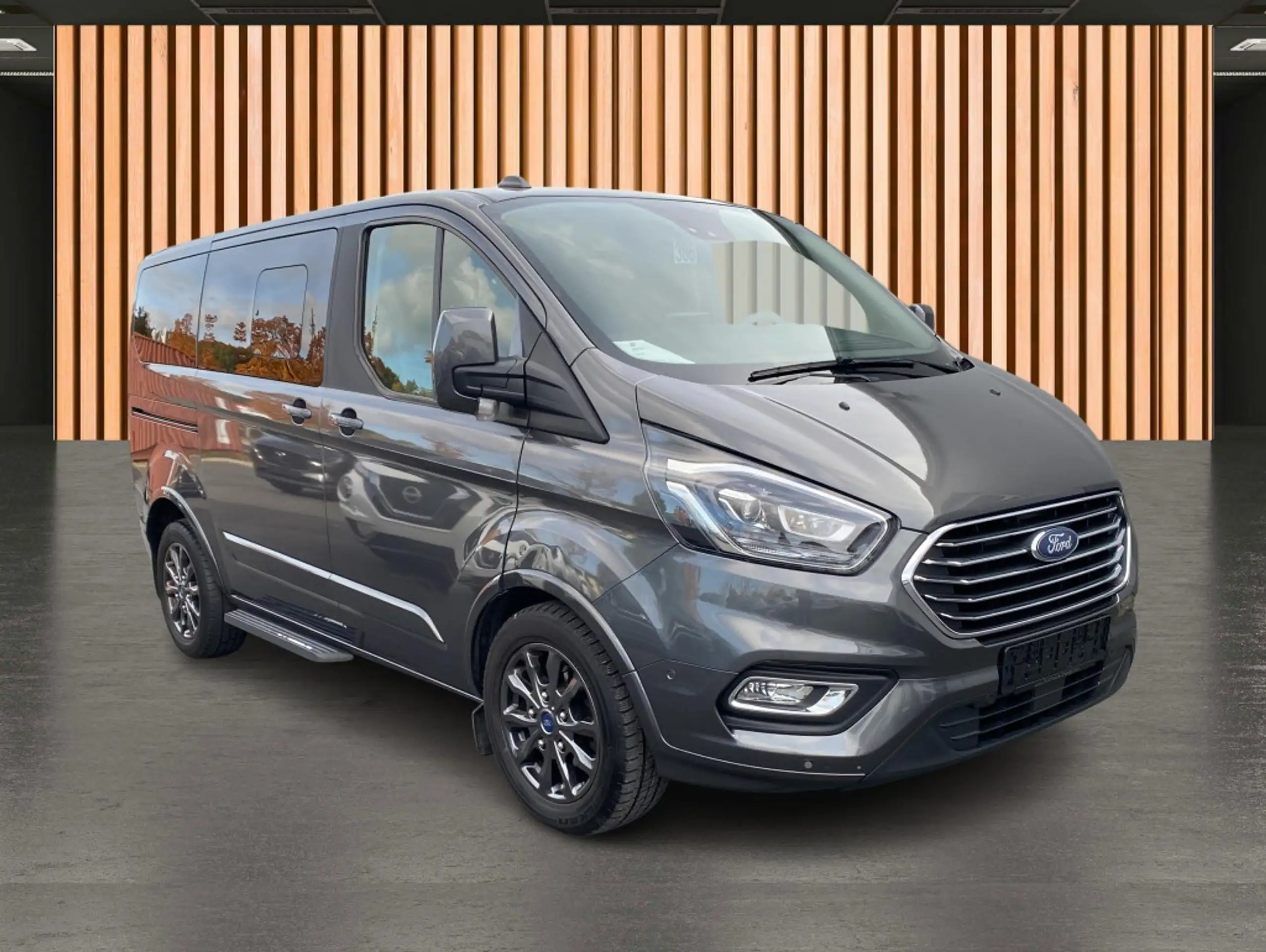 Ford - Tourneo Custom