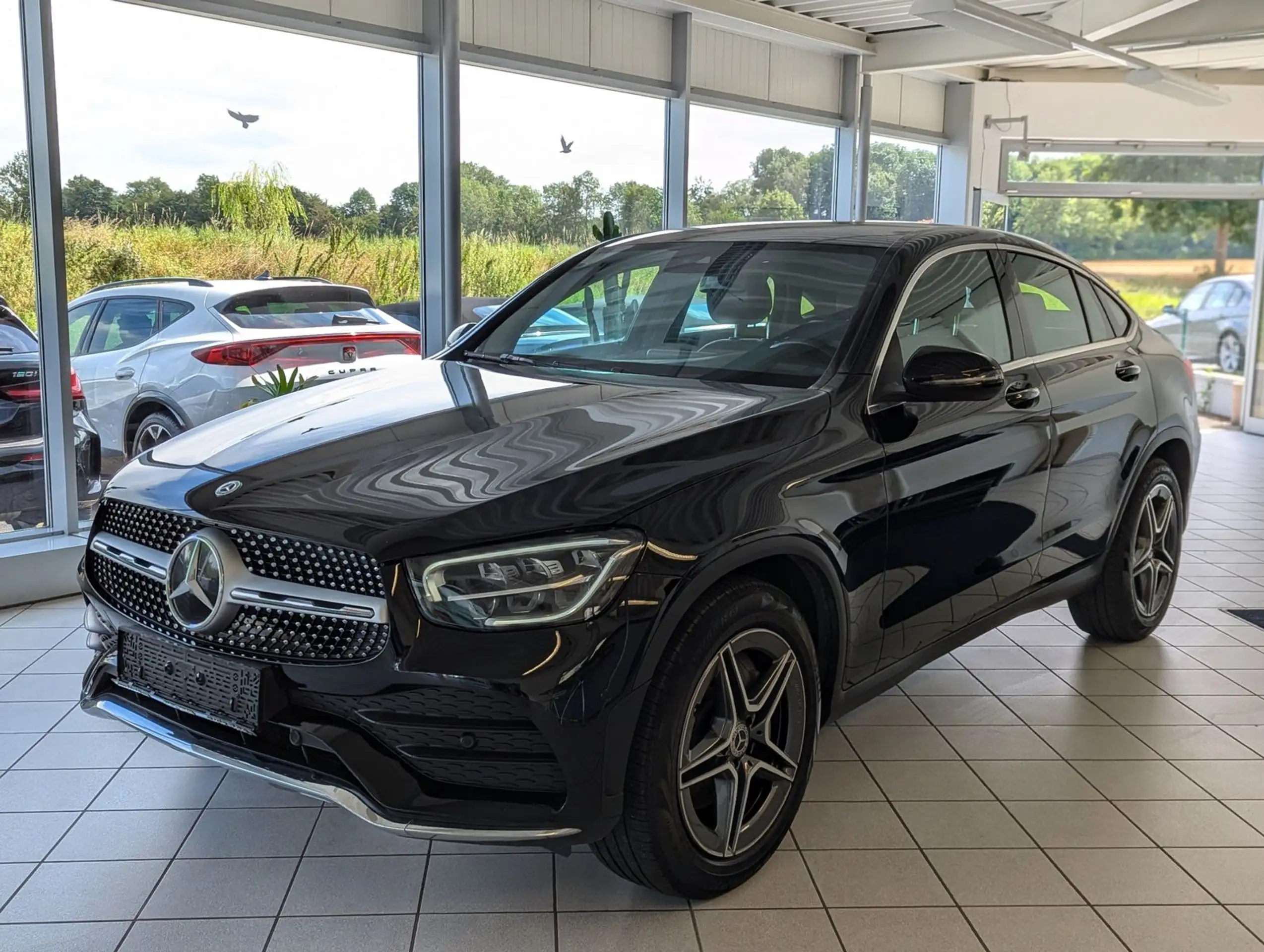 Mercedes-Benz - GLC 220