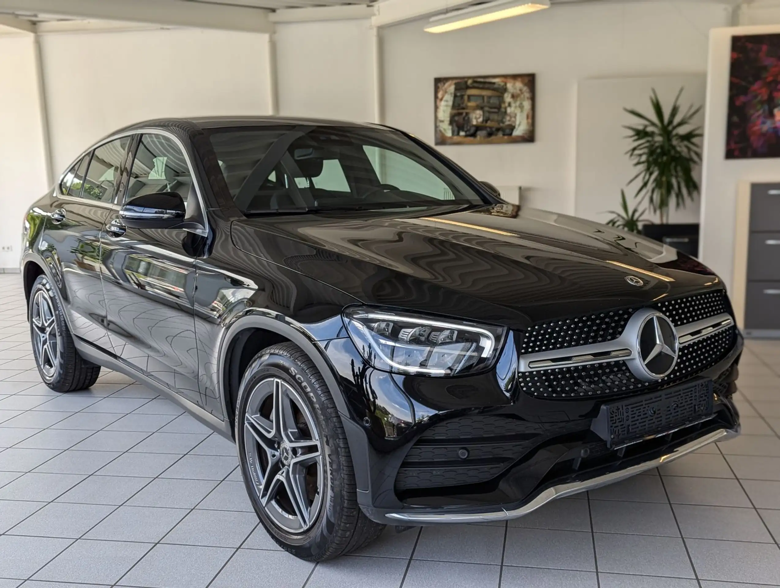 Mercedes-Benz - GLC 220