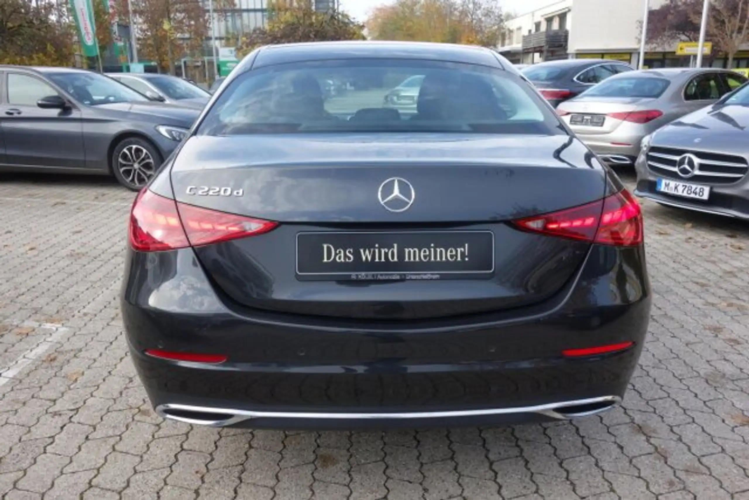 Mercedes-Benz - C 220