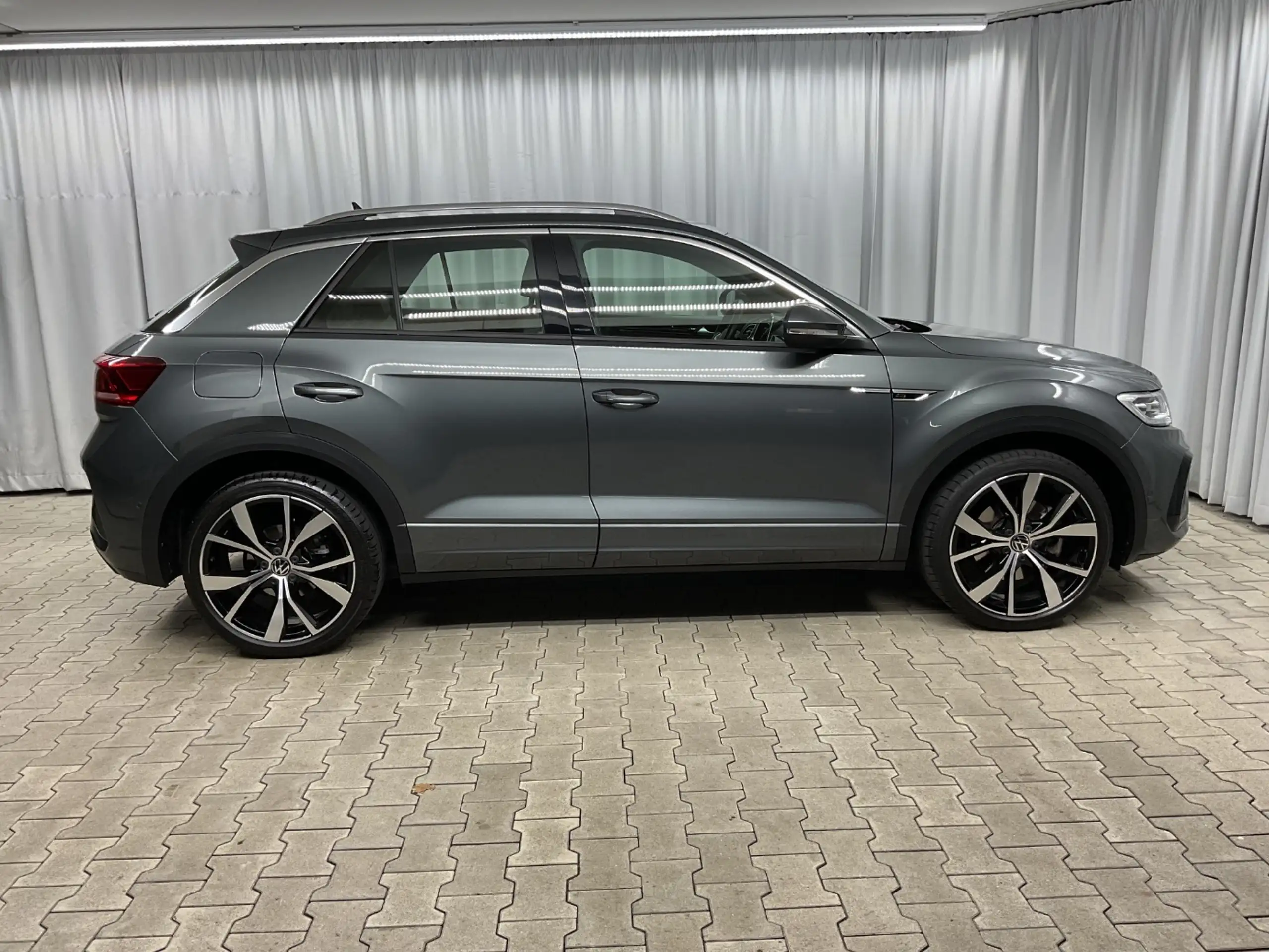 Volkswagen - T-Roc