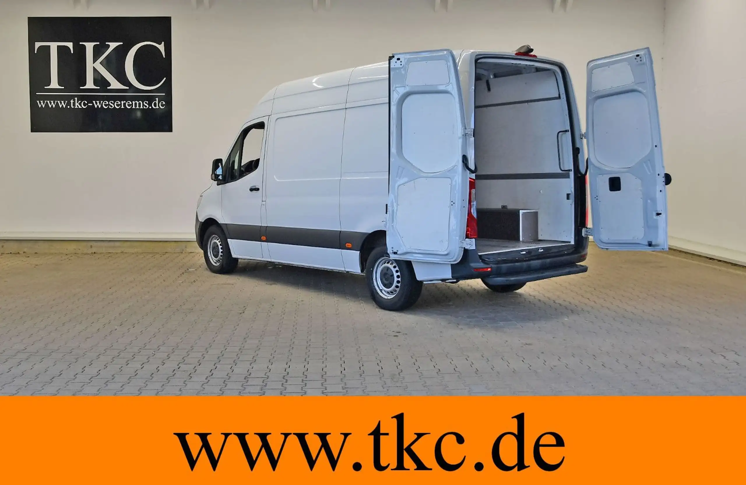 Mercedes-Benz - Sprinter