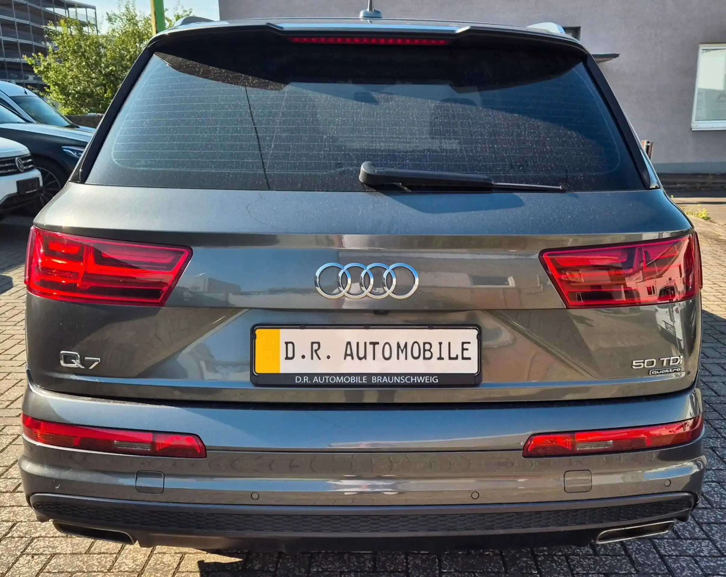 Audi - Q7