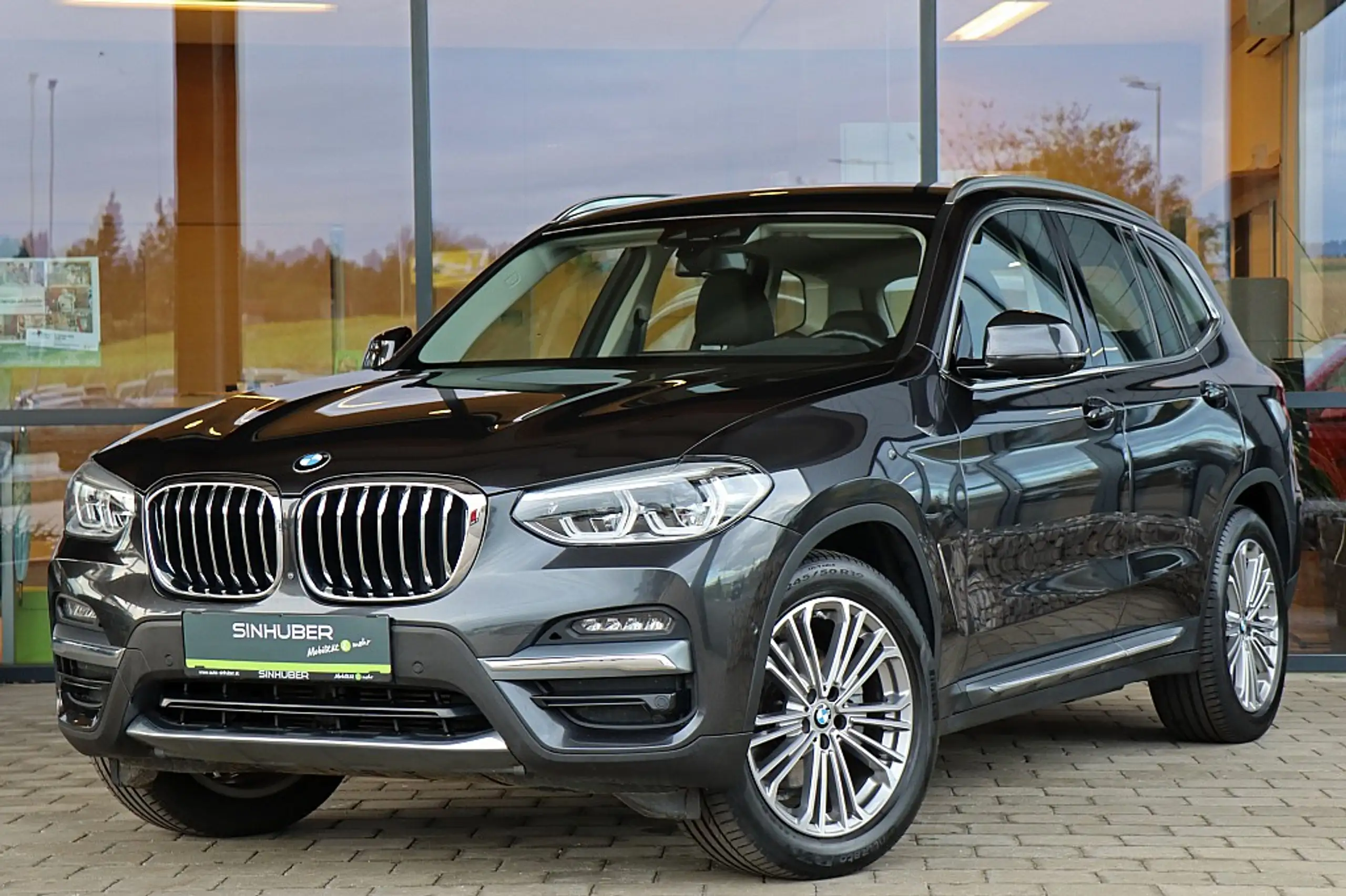 BMW - X3