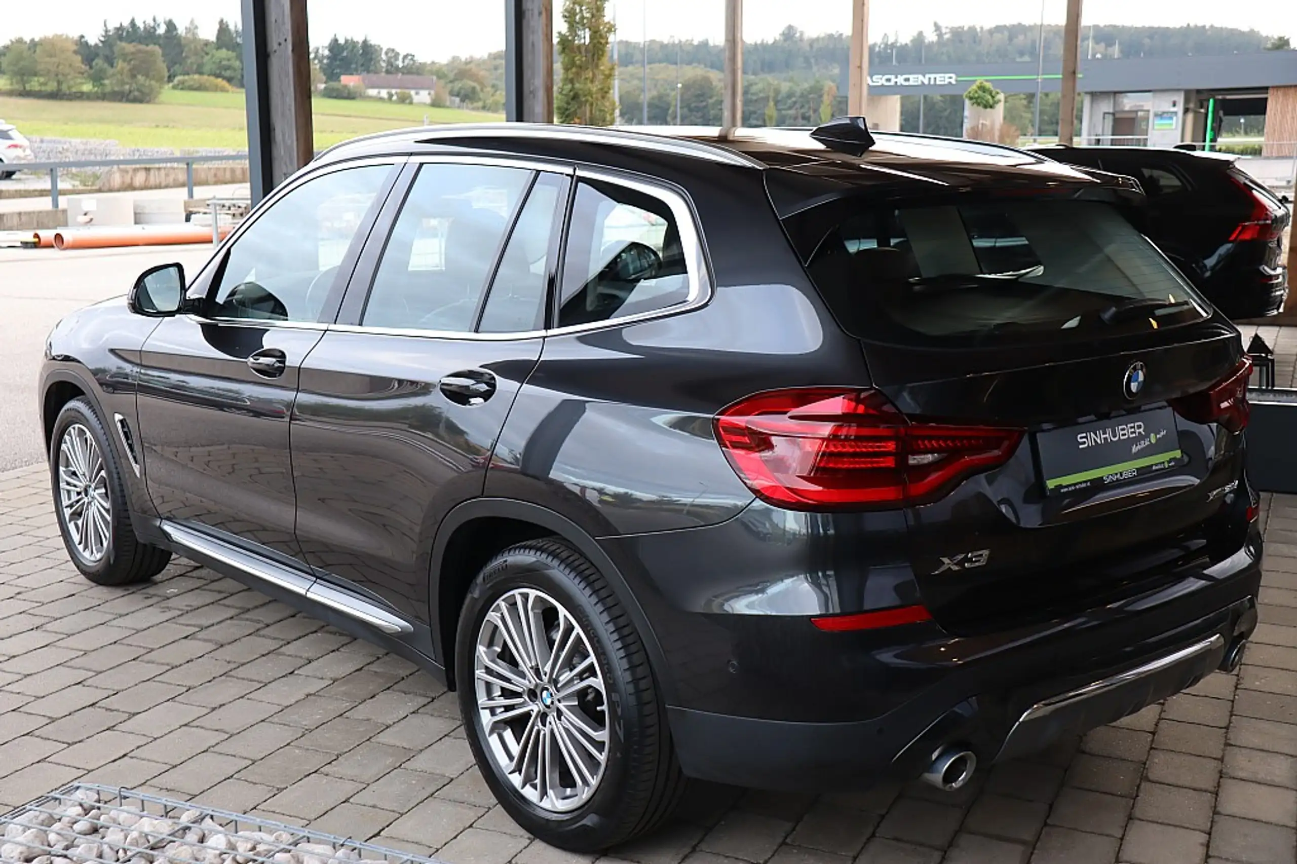 BMW - X3