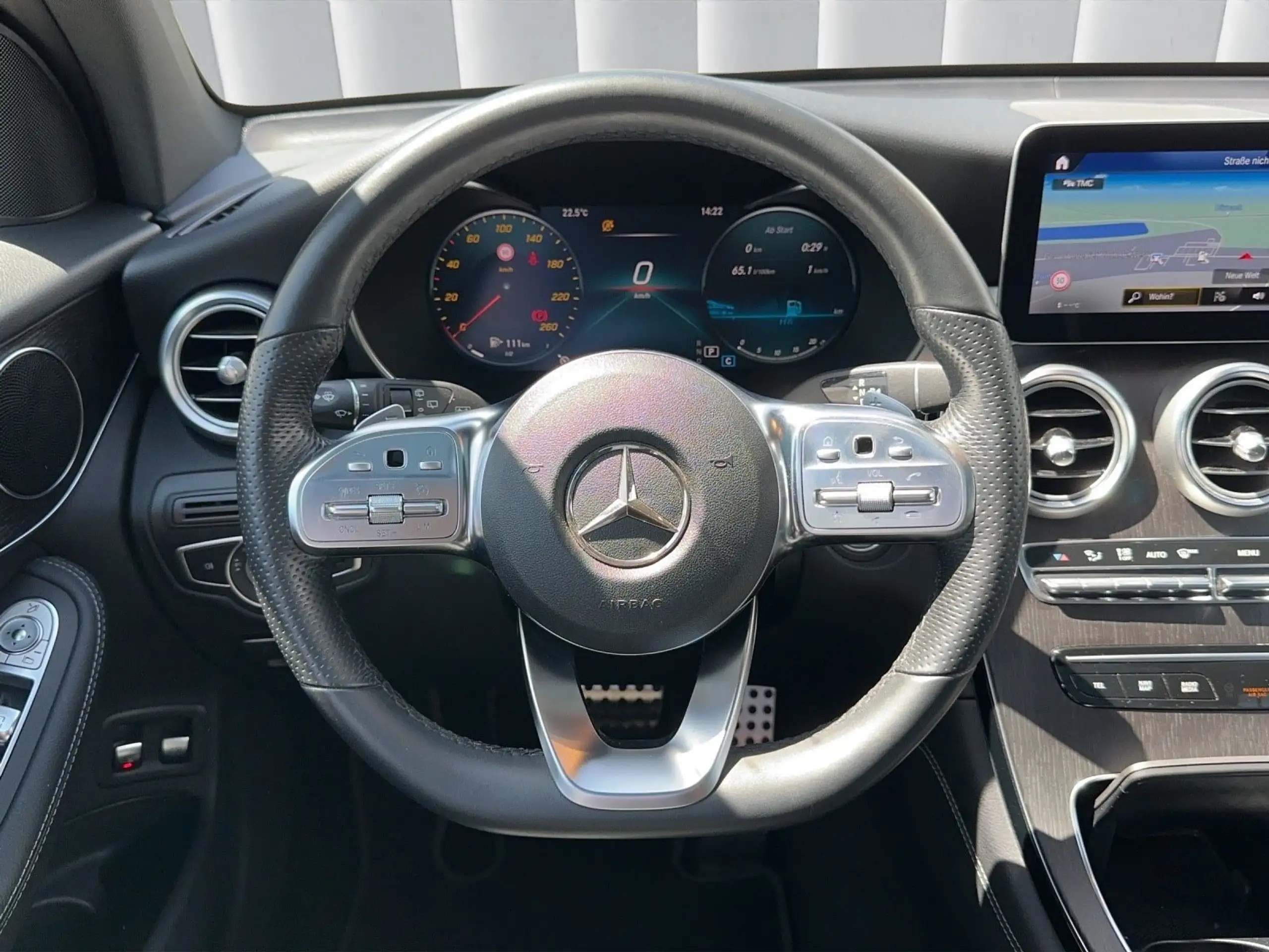 Mercedes-Benz - GLC 400