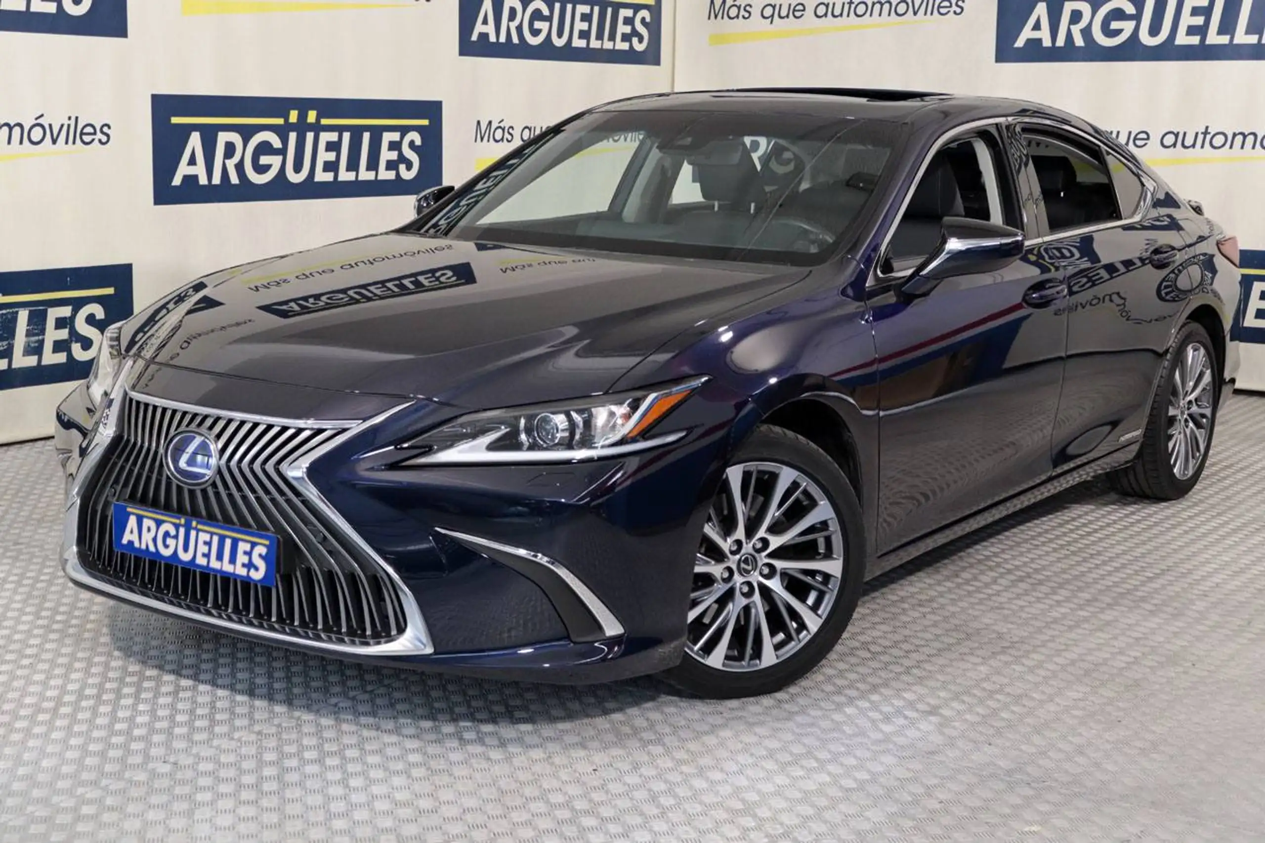 Lexus ES 300 2021