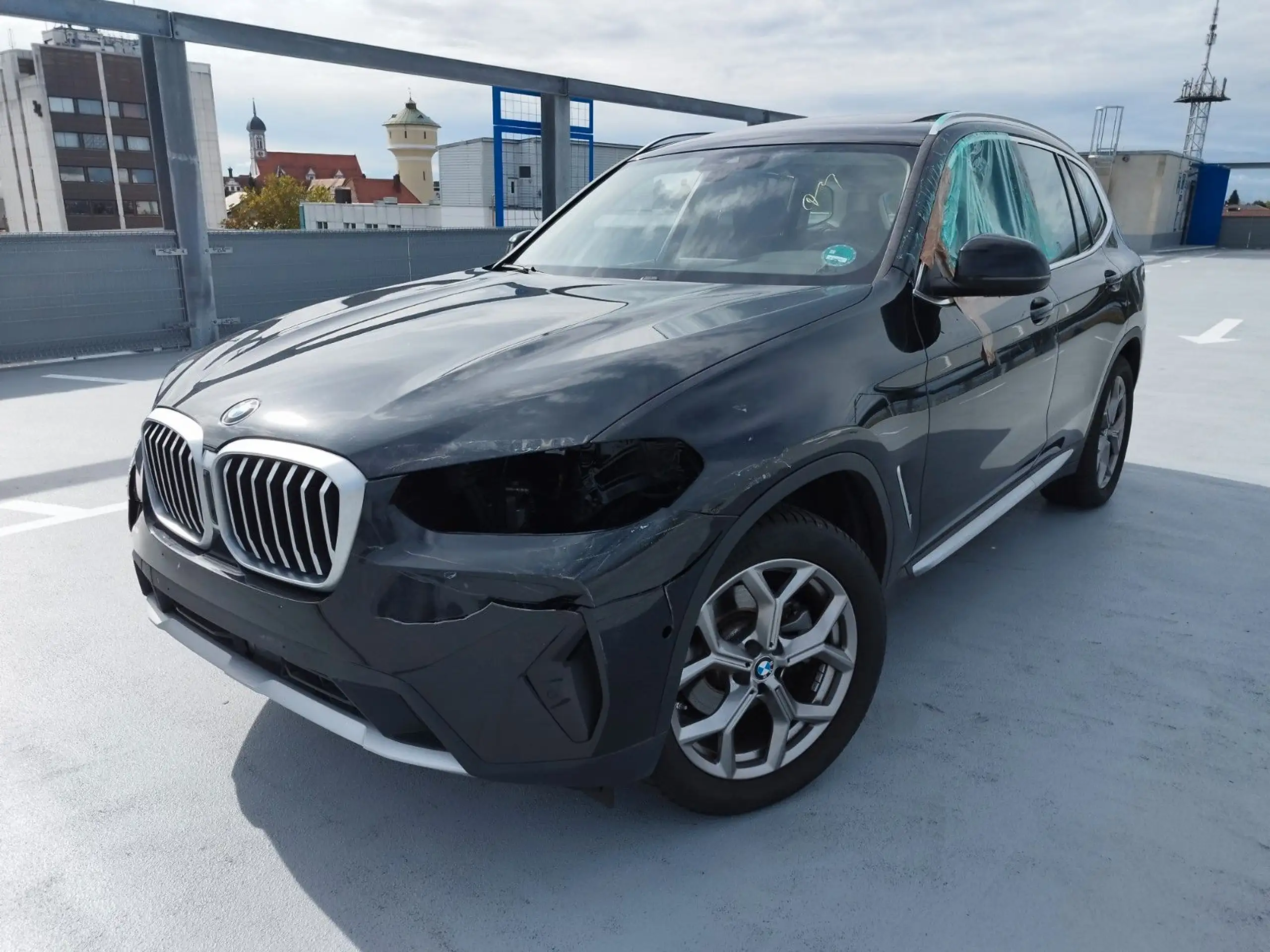 BMW - X3