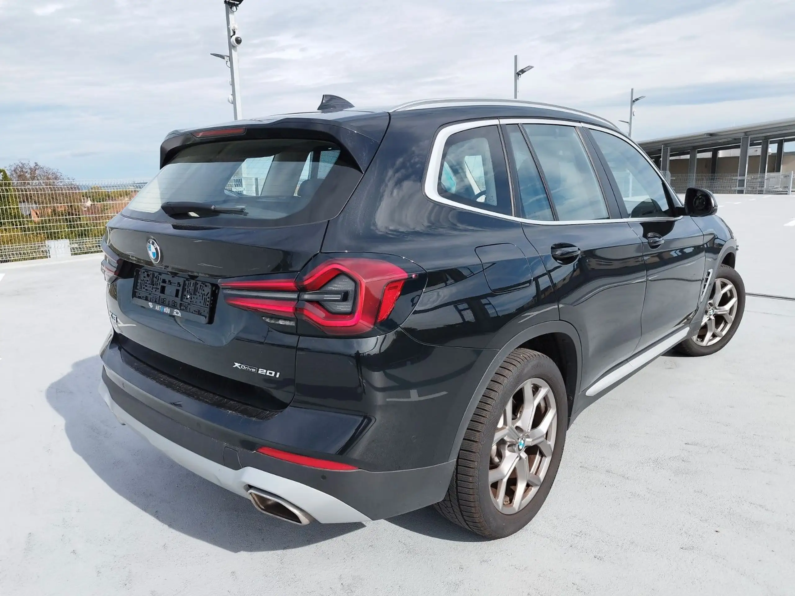 BMW - X3