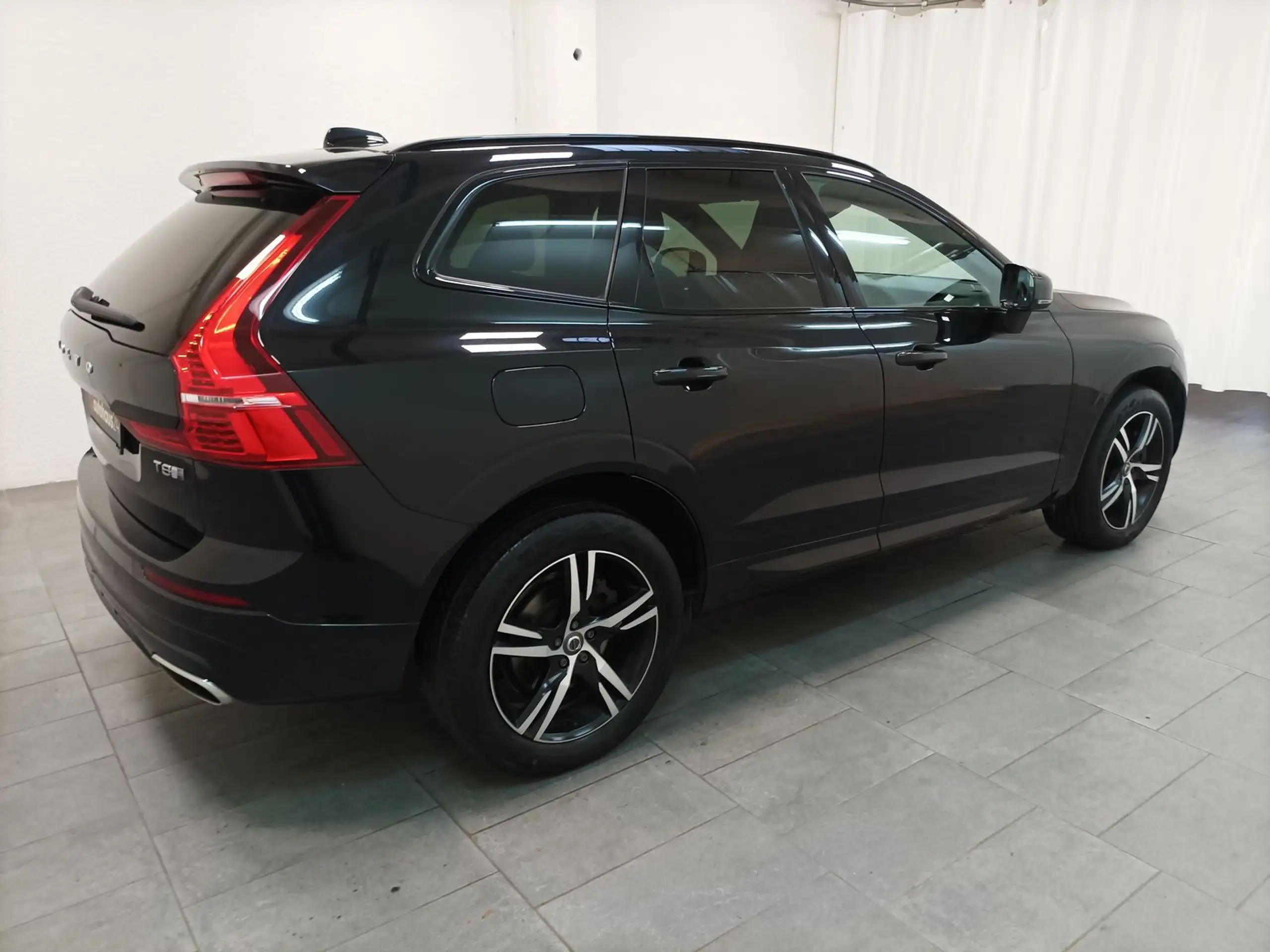 Volvo - XC60