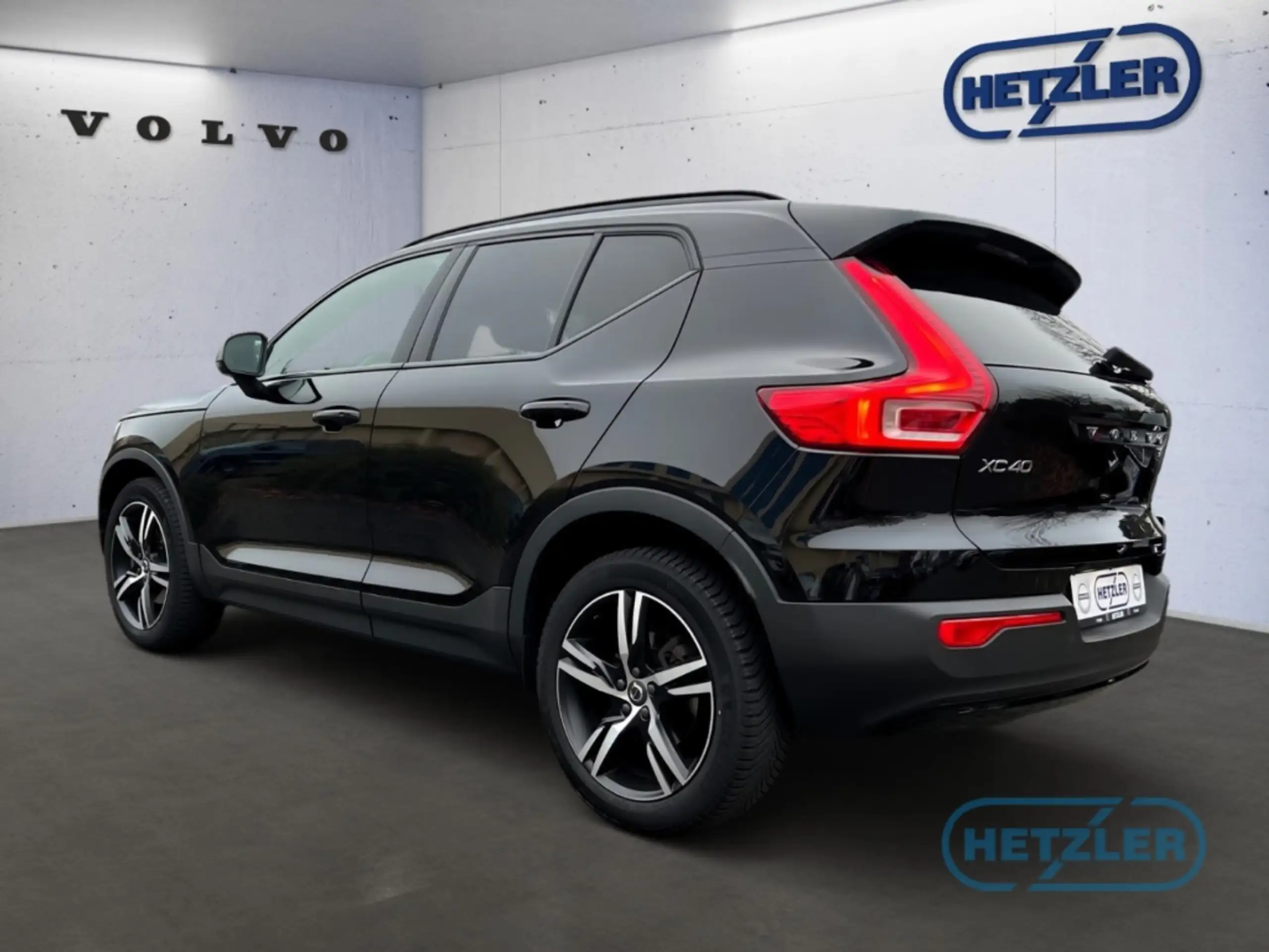 Volvo - XC40