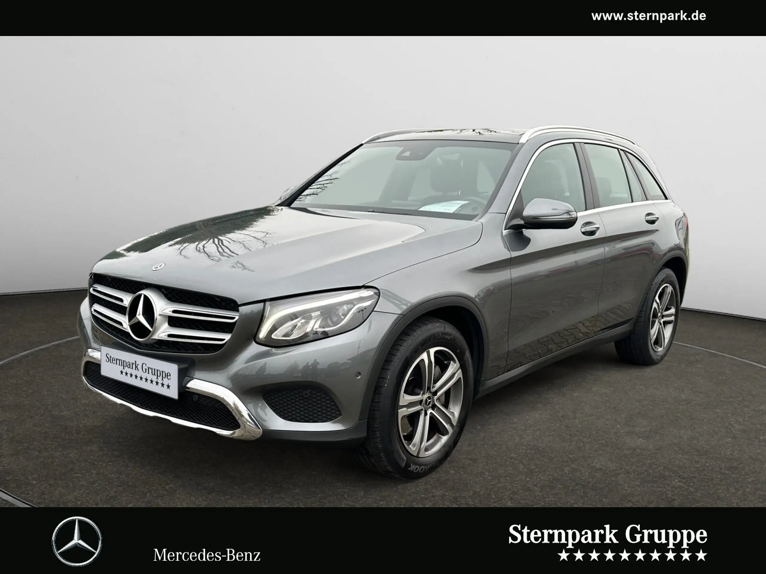 Mercedes-Benz - GLC 220