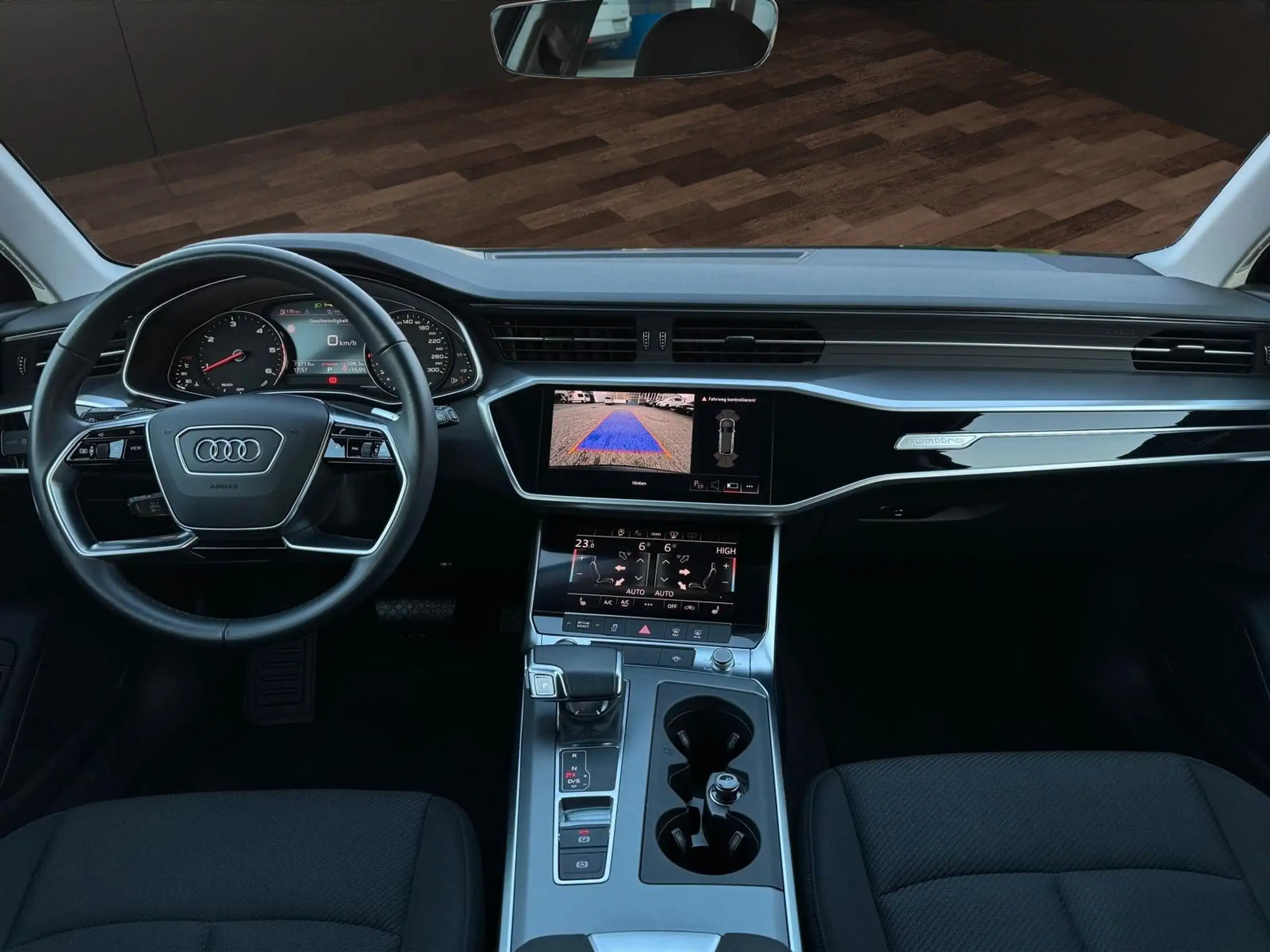 Audi - A6