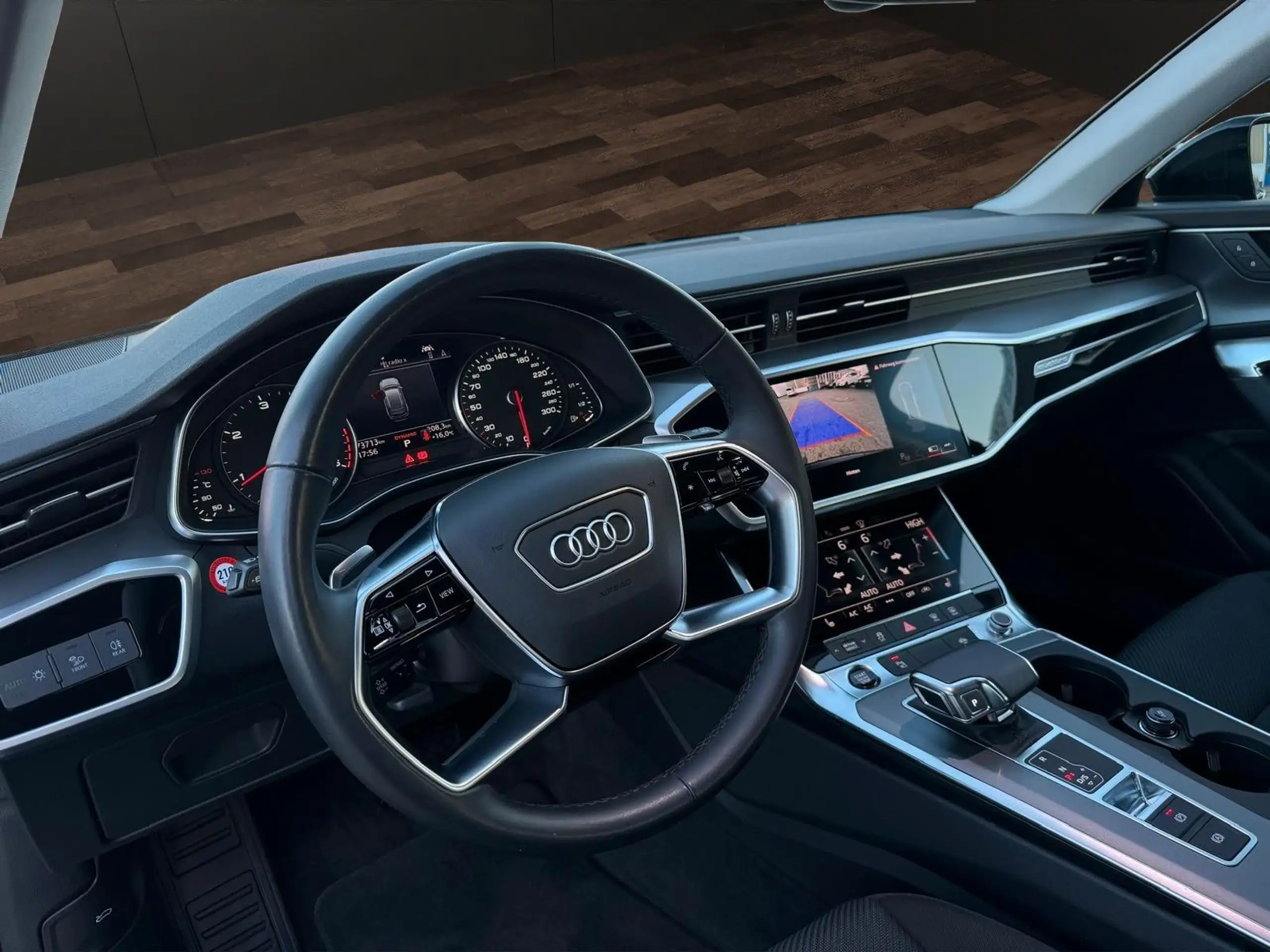 Audi - A6