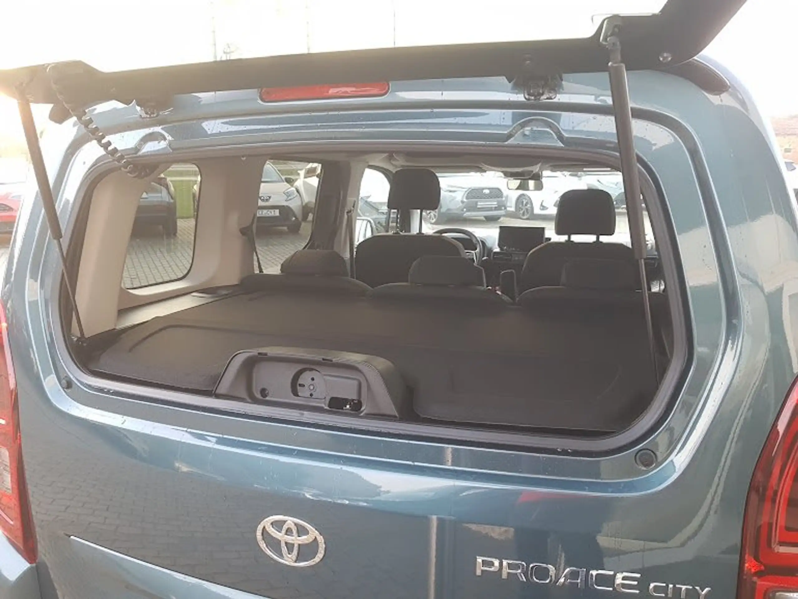 Toyota - Proace City