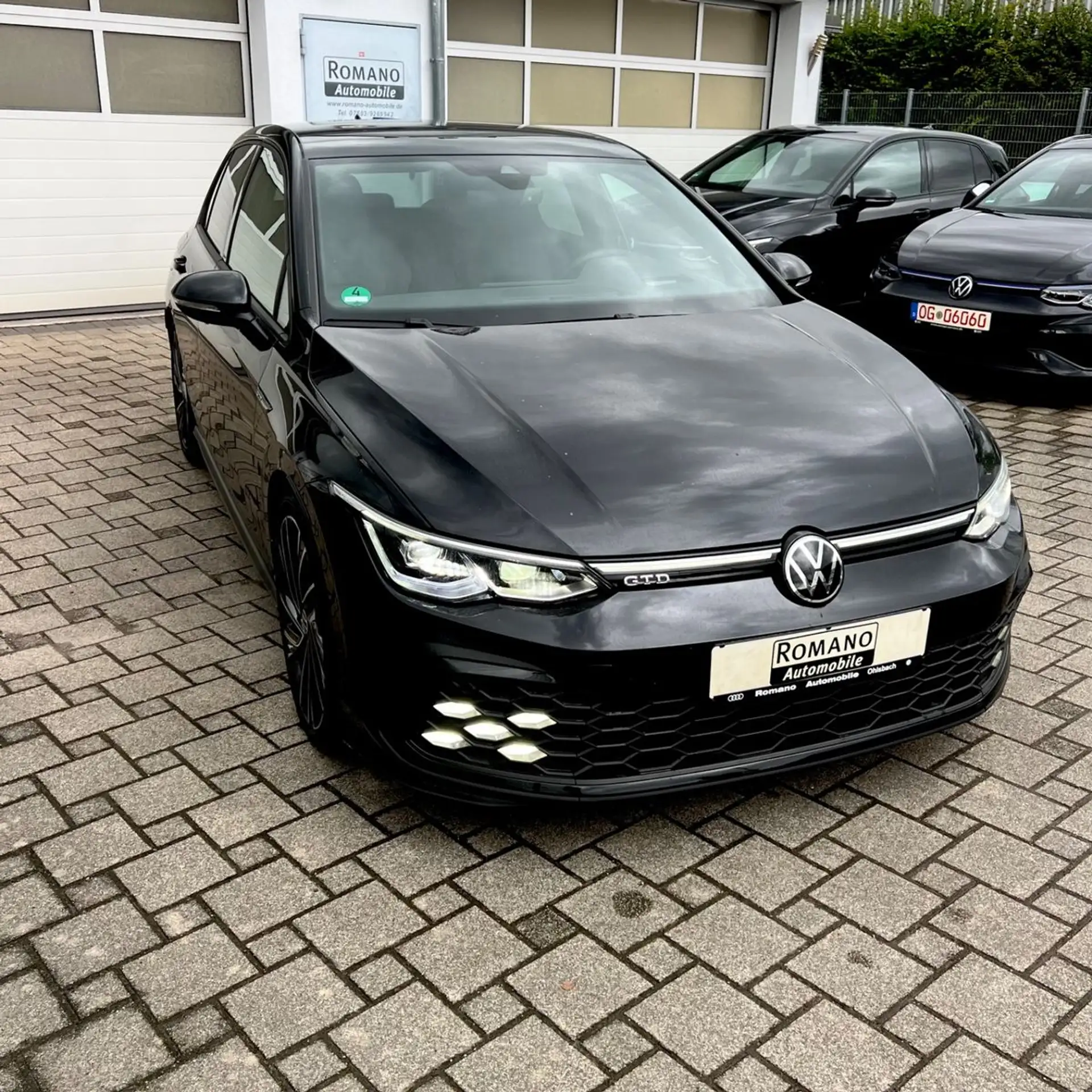 Volkswagen - Golf