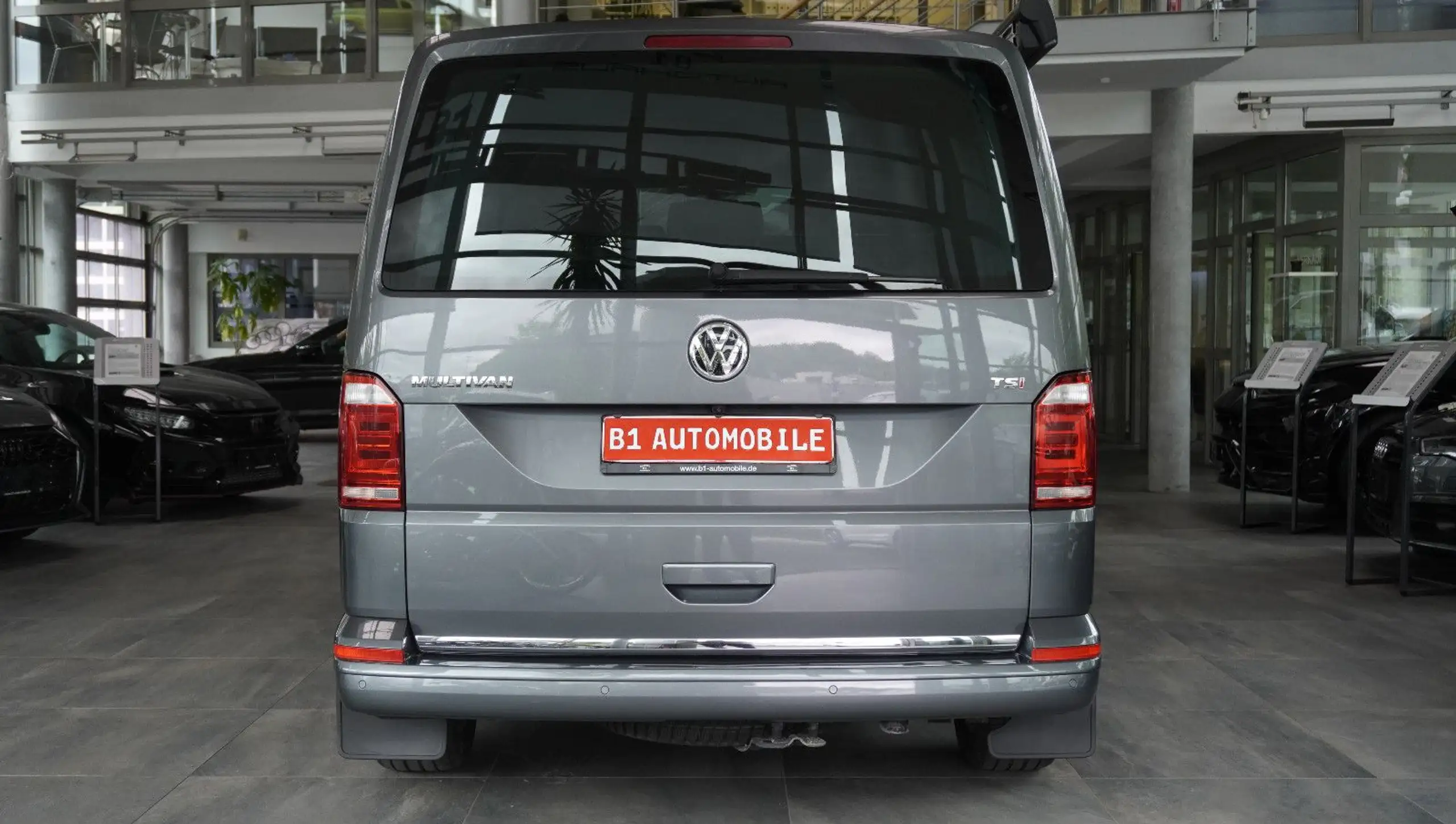 Volkswagen - T6 Multivan