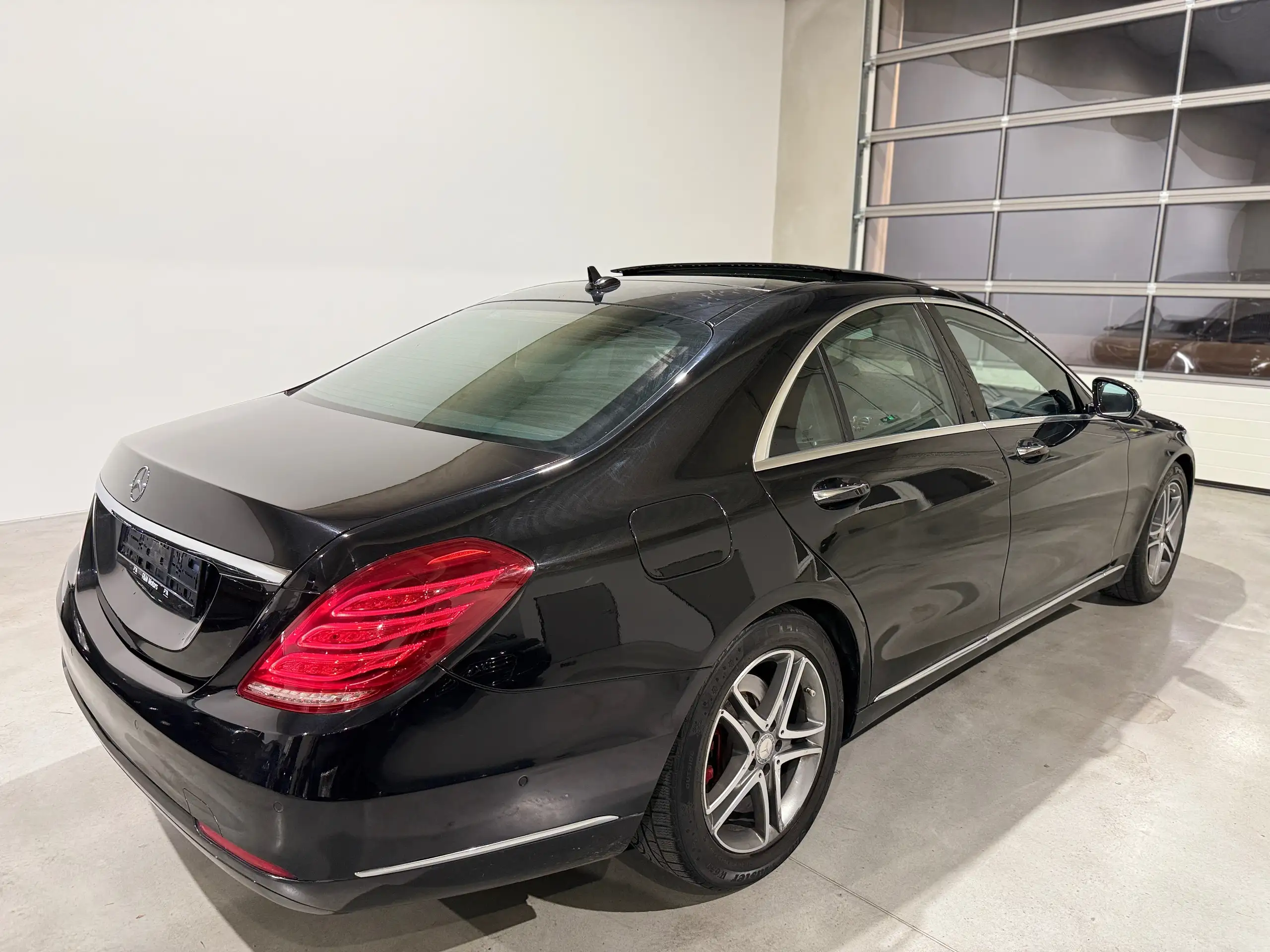 Mercedes-Benz - S 350