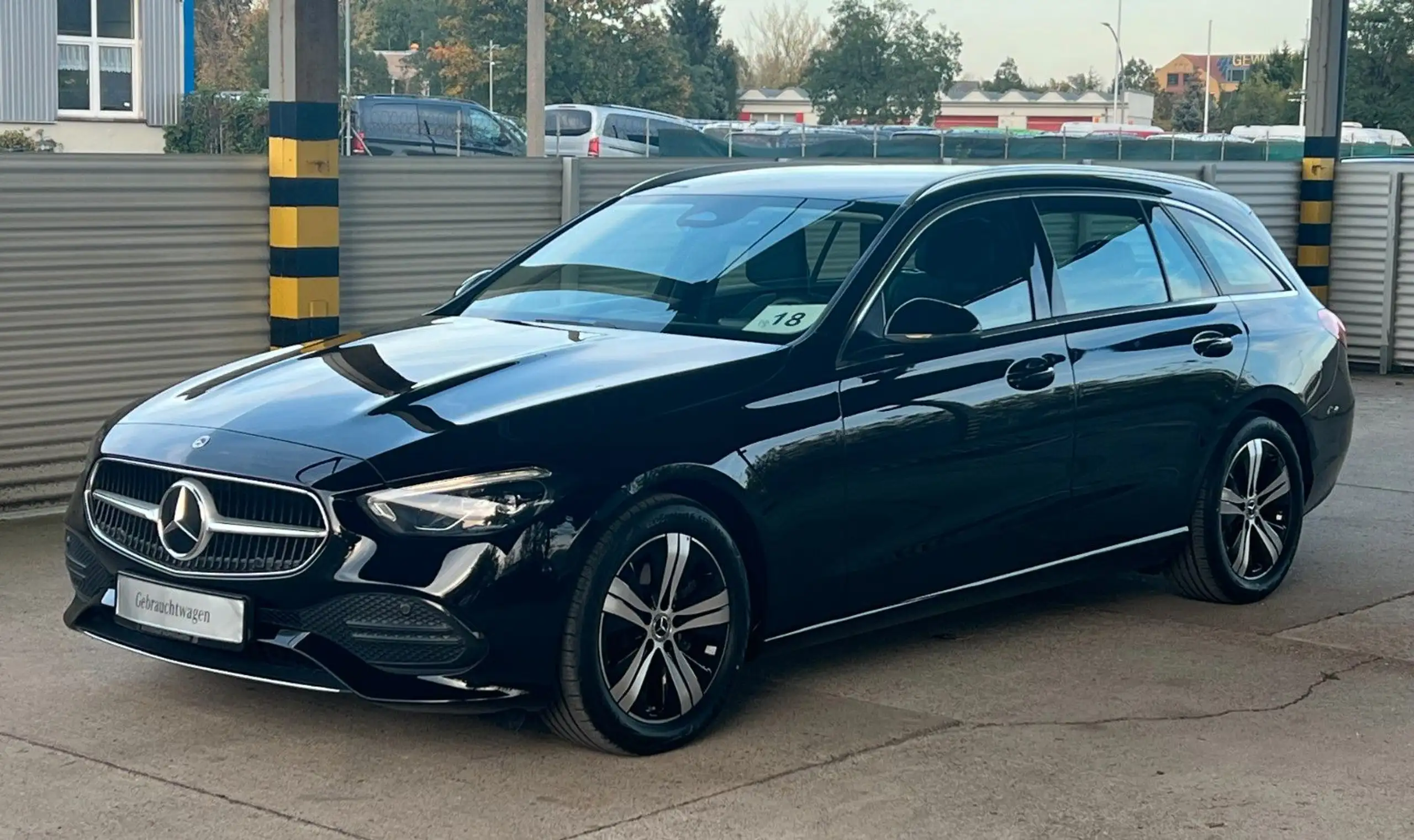 Mercedes-Benz - C 220