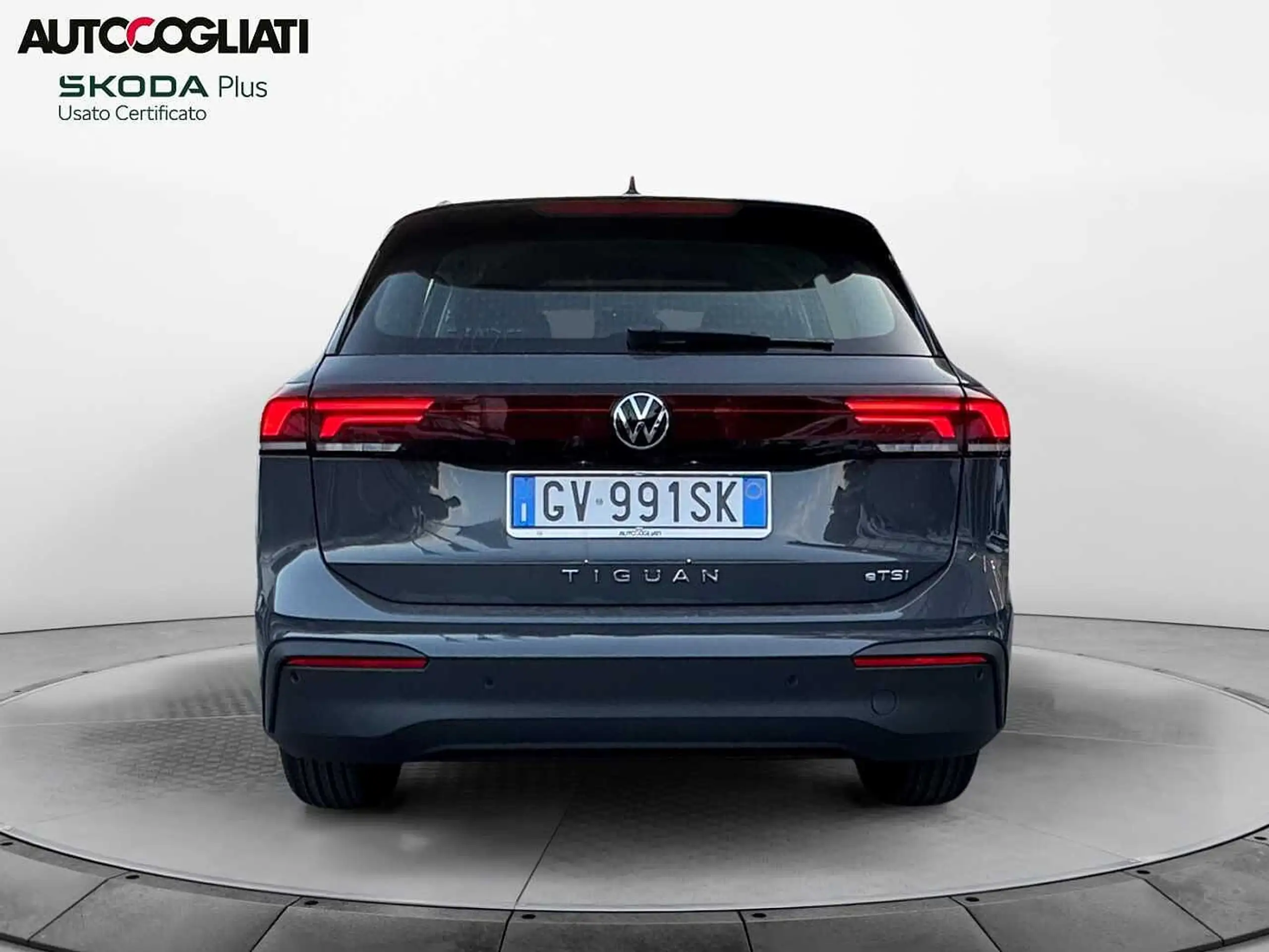 Volkswagen - Tiguan