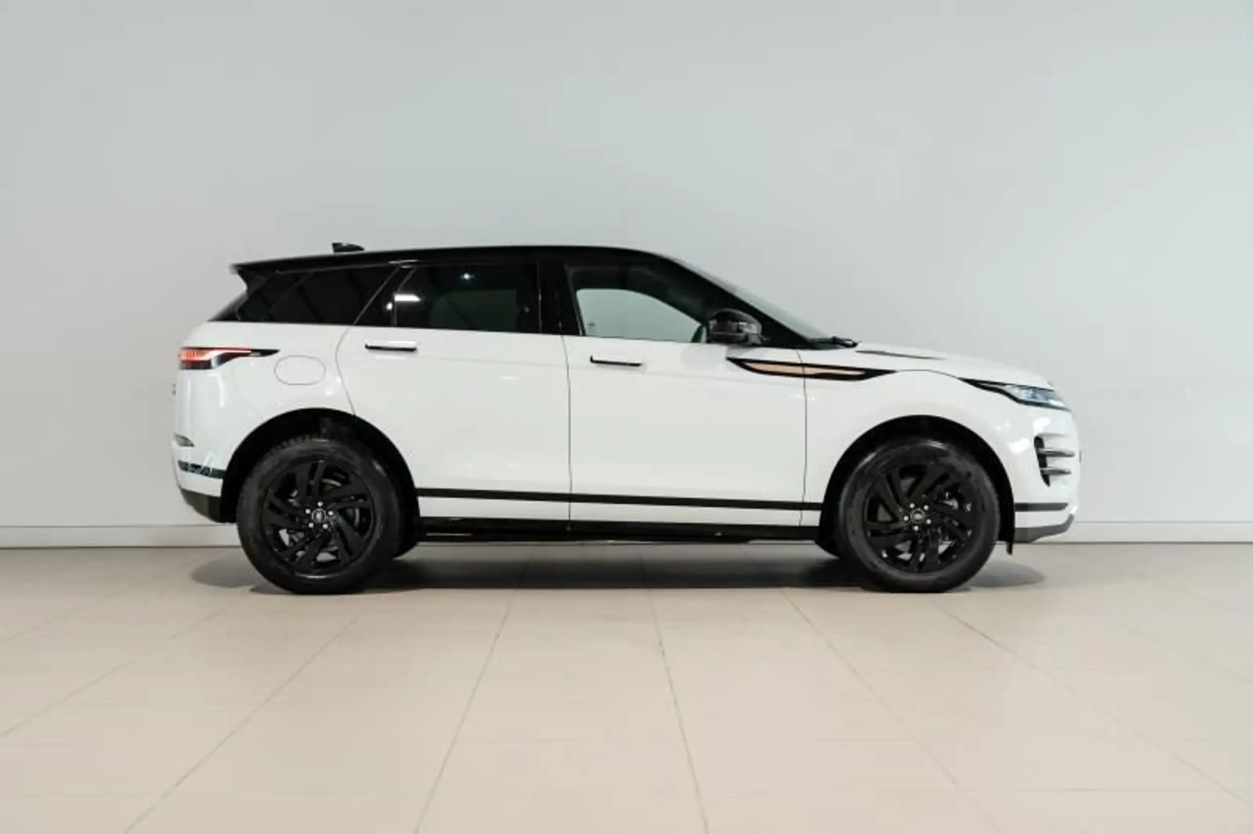 Land Rover - Range Rover Evoque