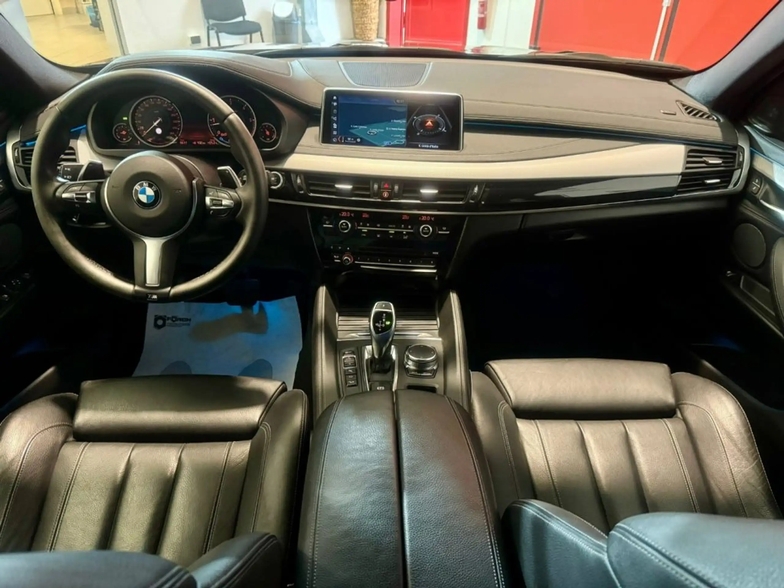 BMW - X6