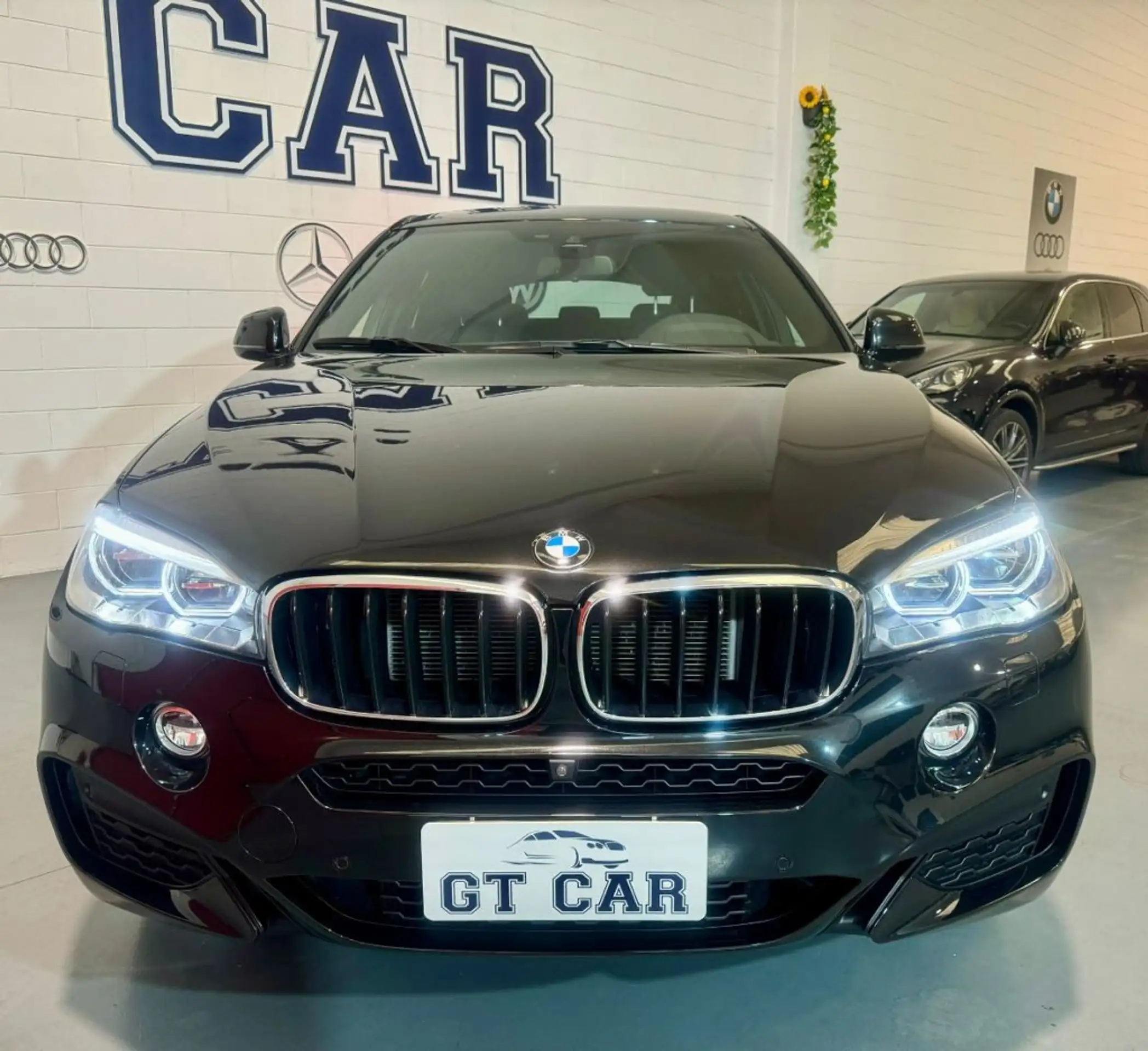 BMW - X6