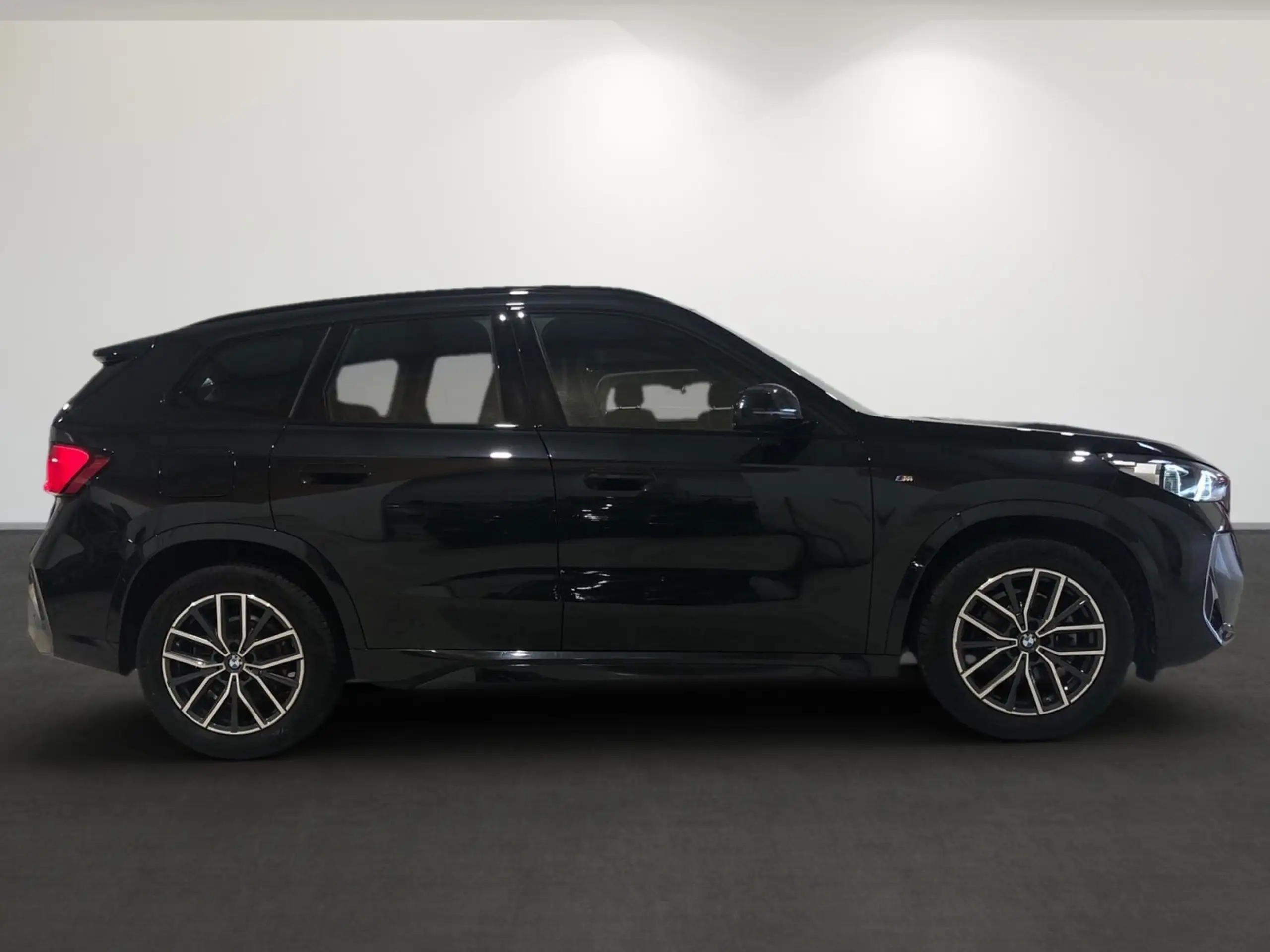 BMW - X1