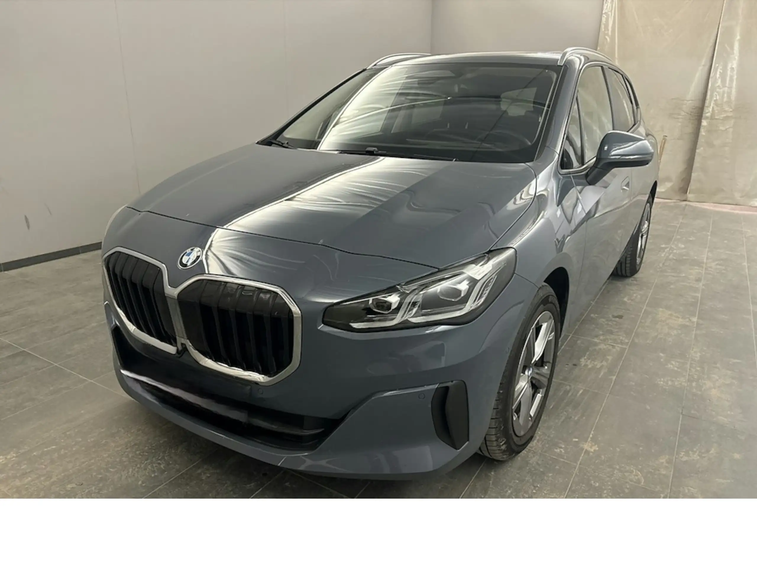 BMW - 223