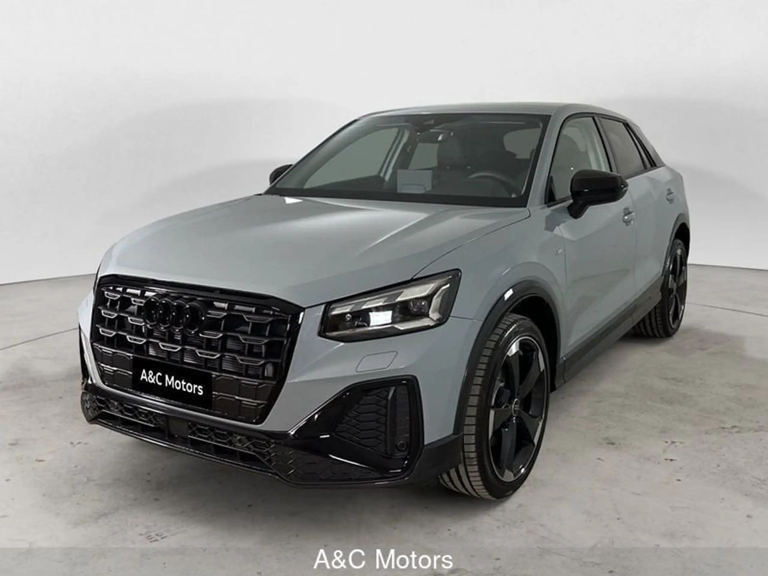 Audi - Q2