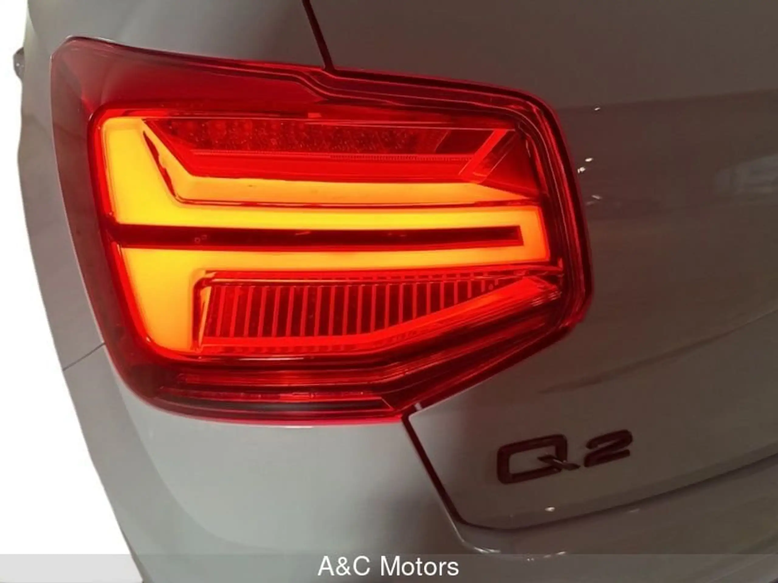 Audi - Q2