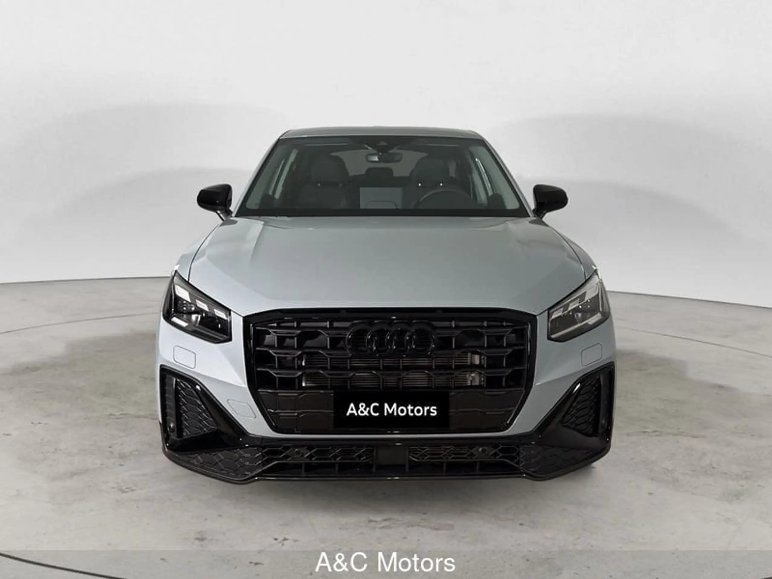 Audi - Q2